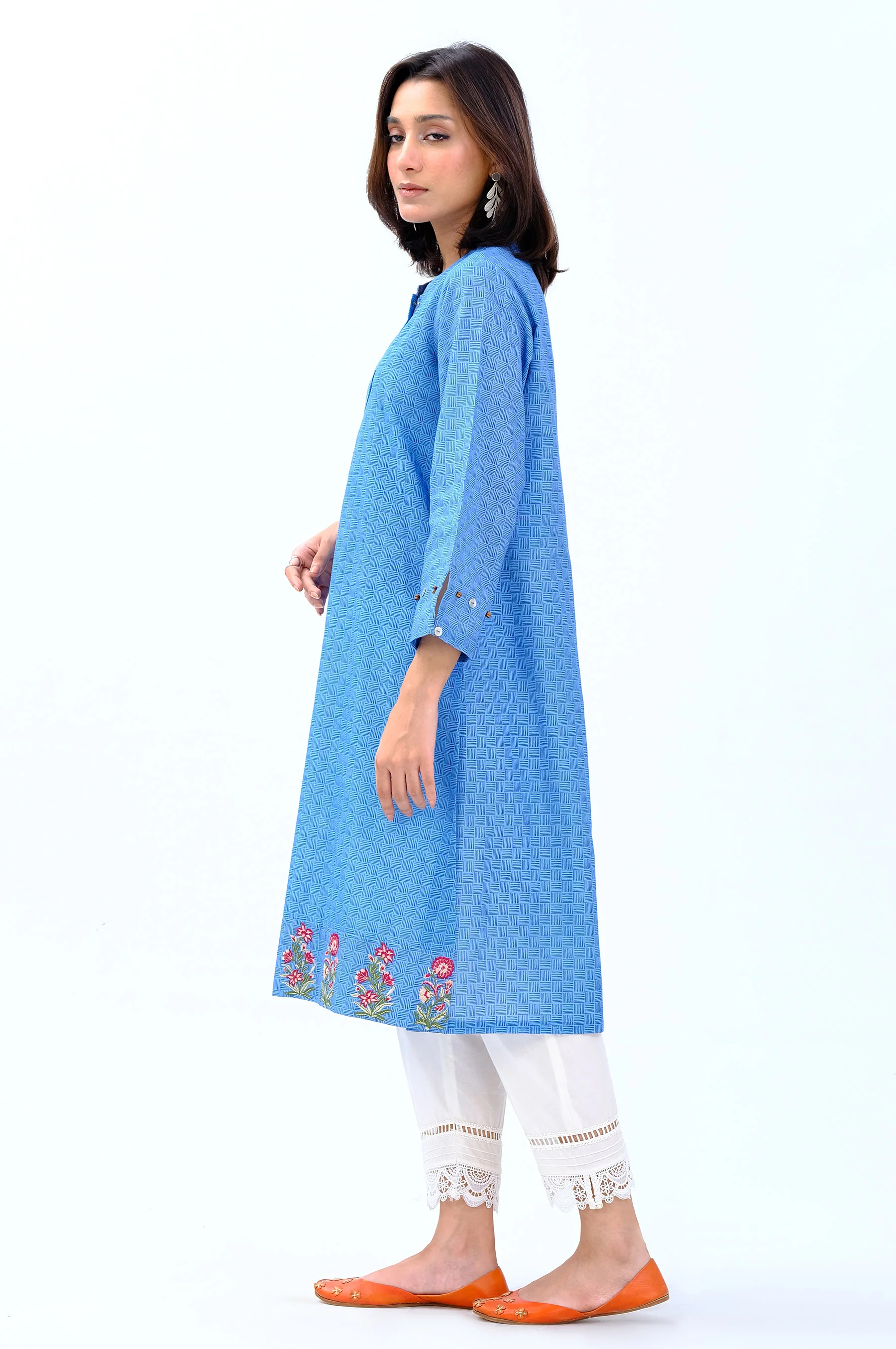 Stitched 1 Piece Embroidered Khaddar Shirt - Image 5