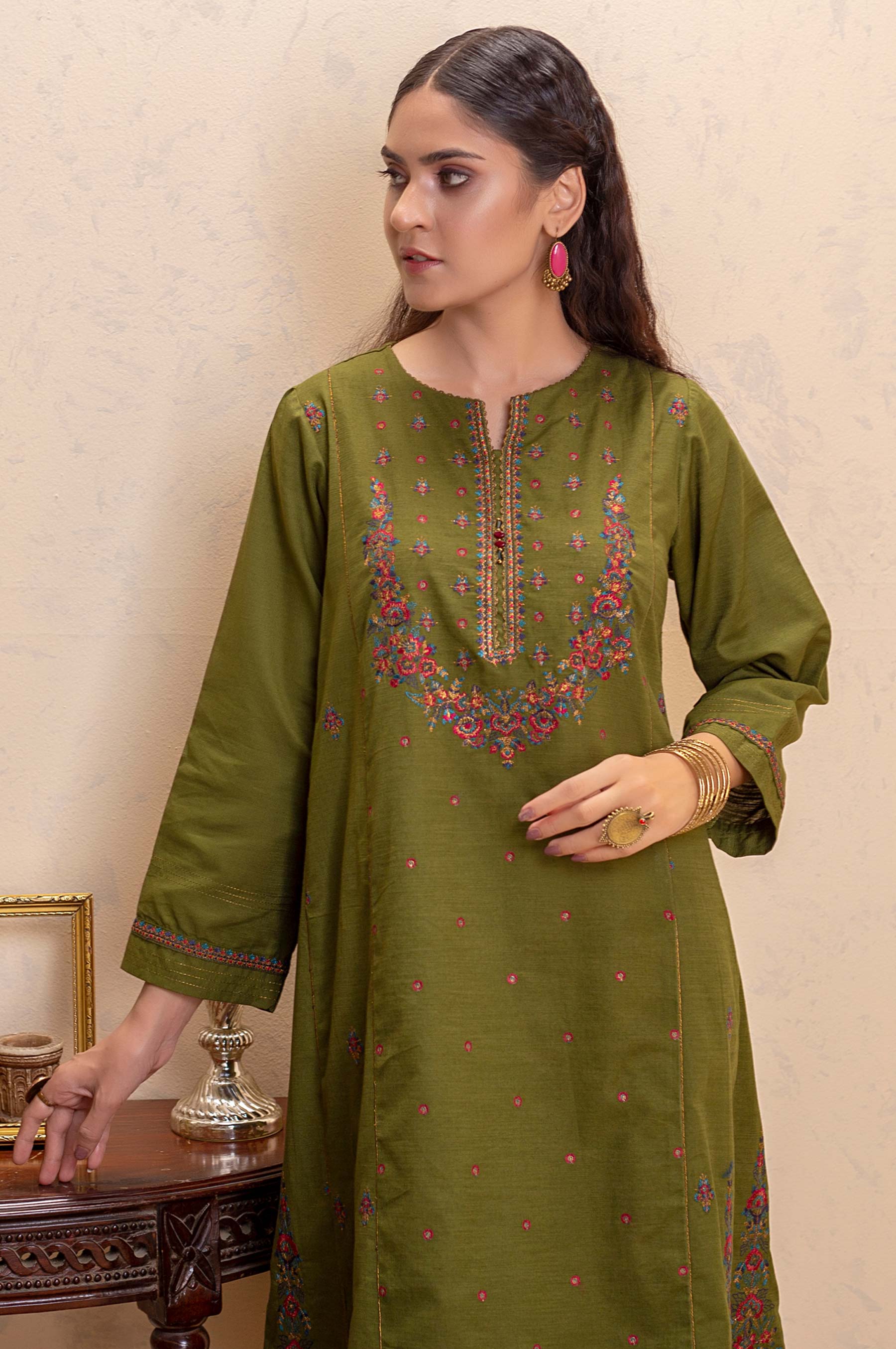 Stitched 1 Piece Khaddar Embroidered Shirt - Image 5