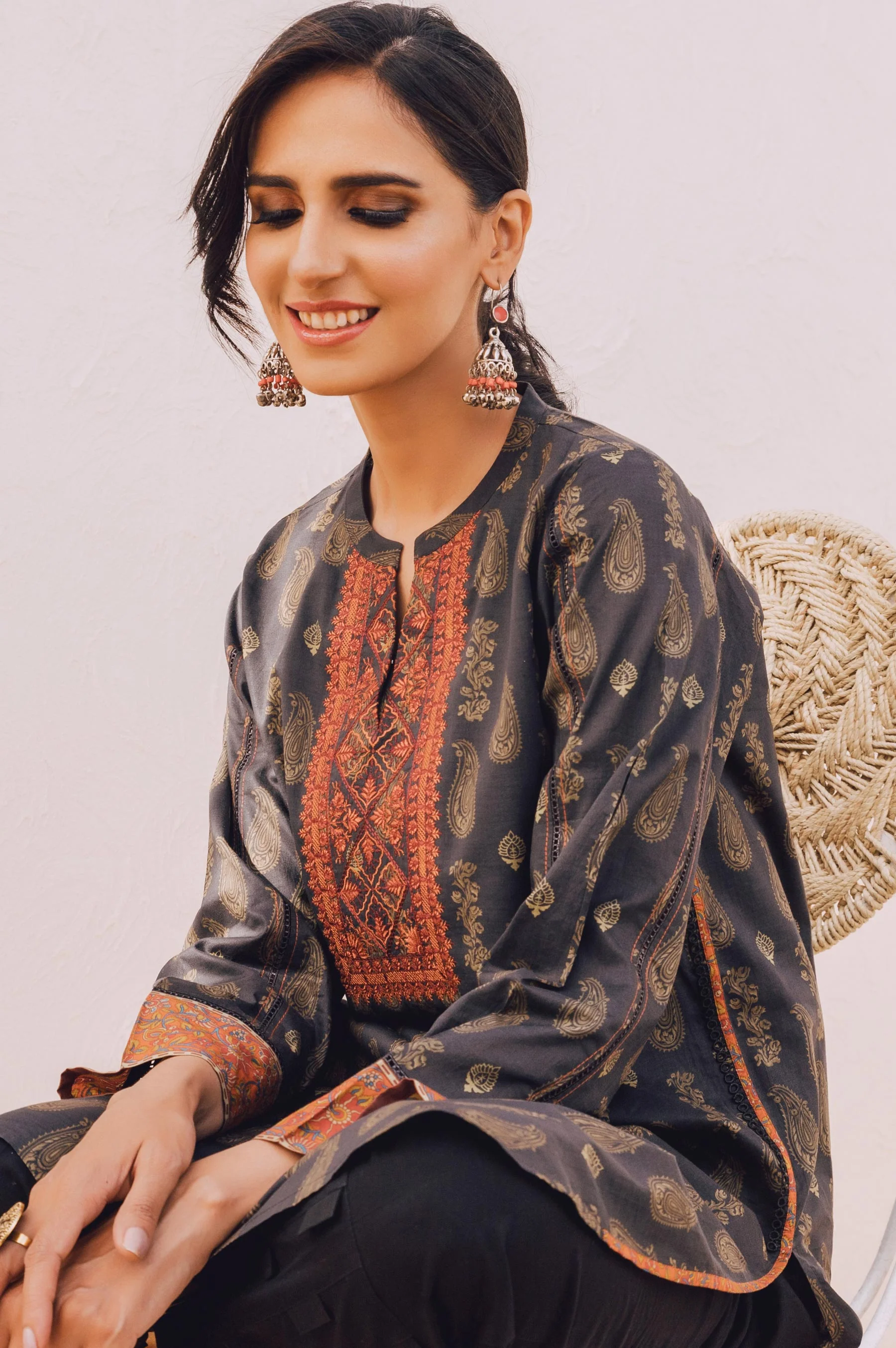 Stitched 1 Piece Embroidered Lawn Shirt - Image 5