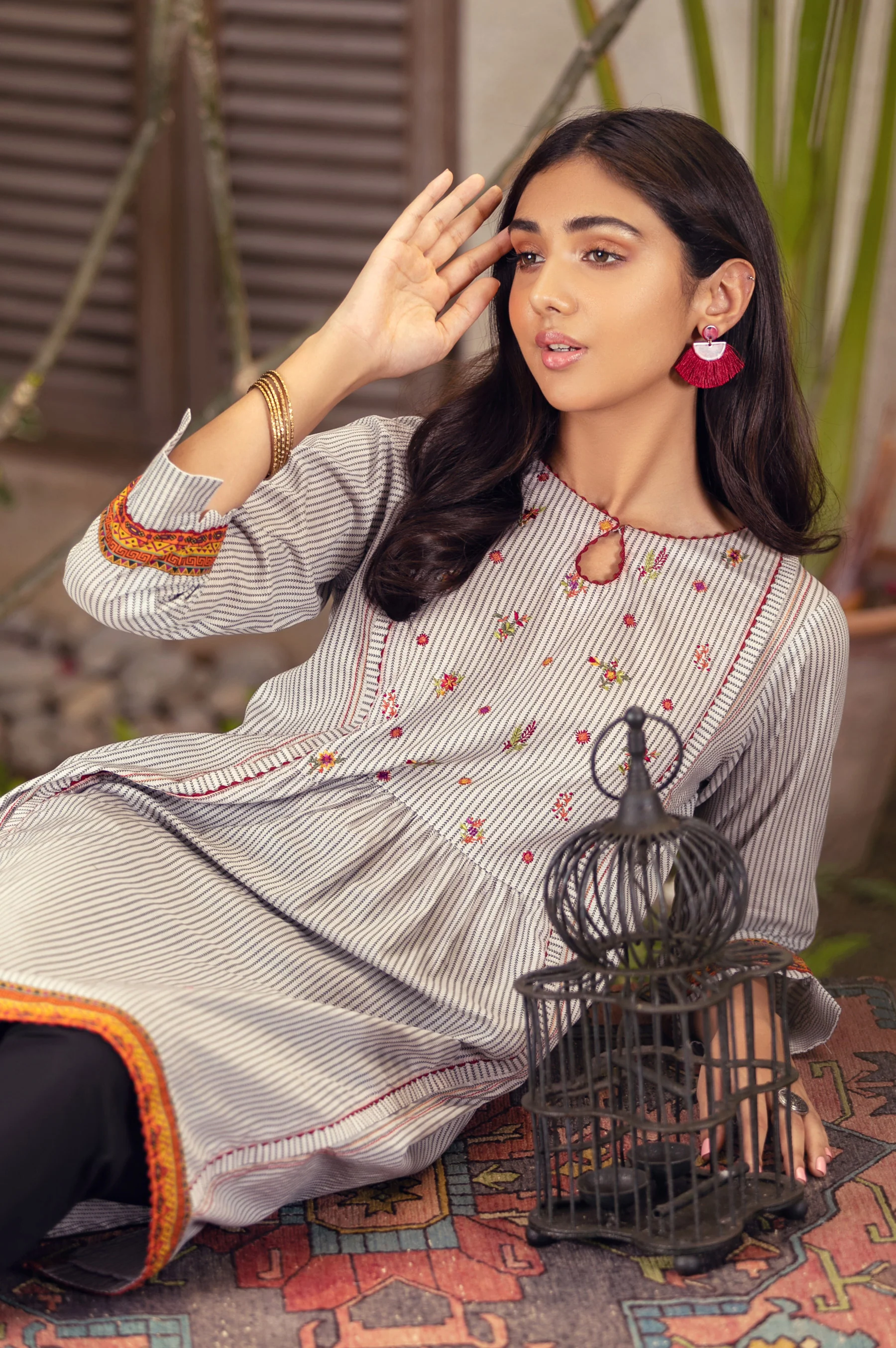 Stitched 1 Piece Embroidered Lawn Shirt - Image 3