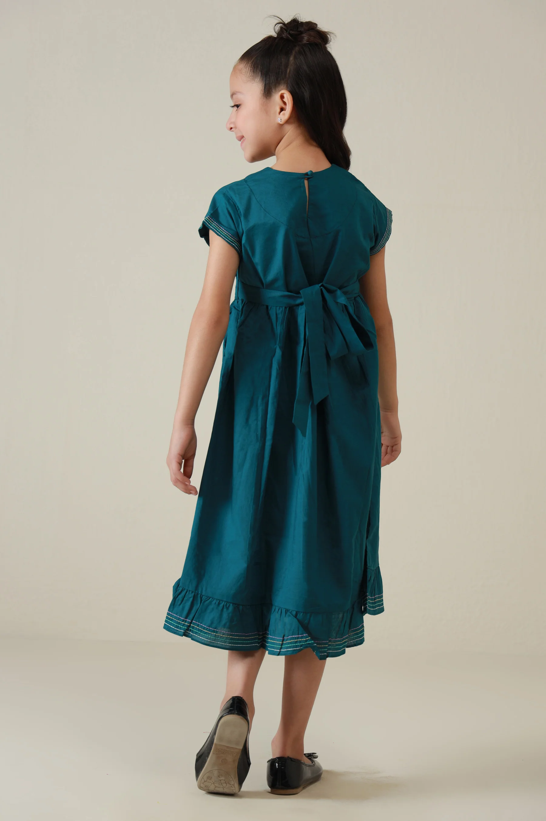 Stitched 1 Piece Embroidered Cambric Shirt - Image 3