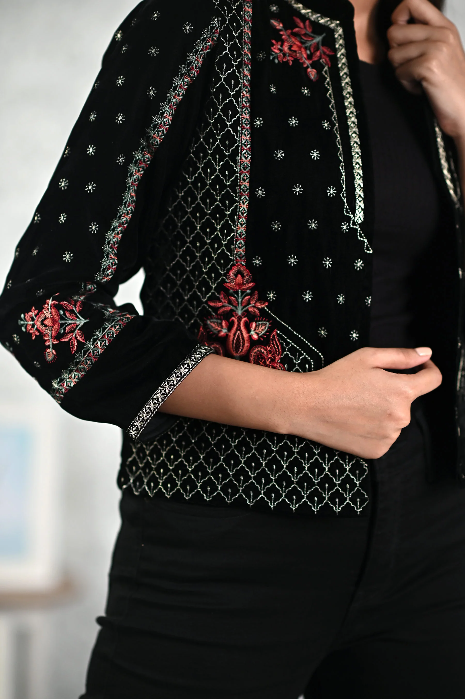 Stitched 1 Piece Embroidered Short Velvet Jacket - Image 5