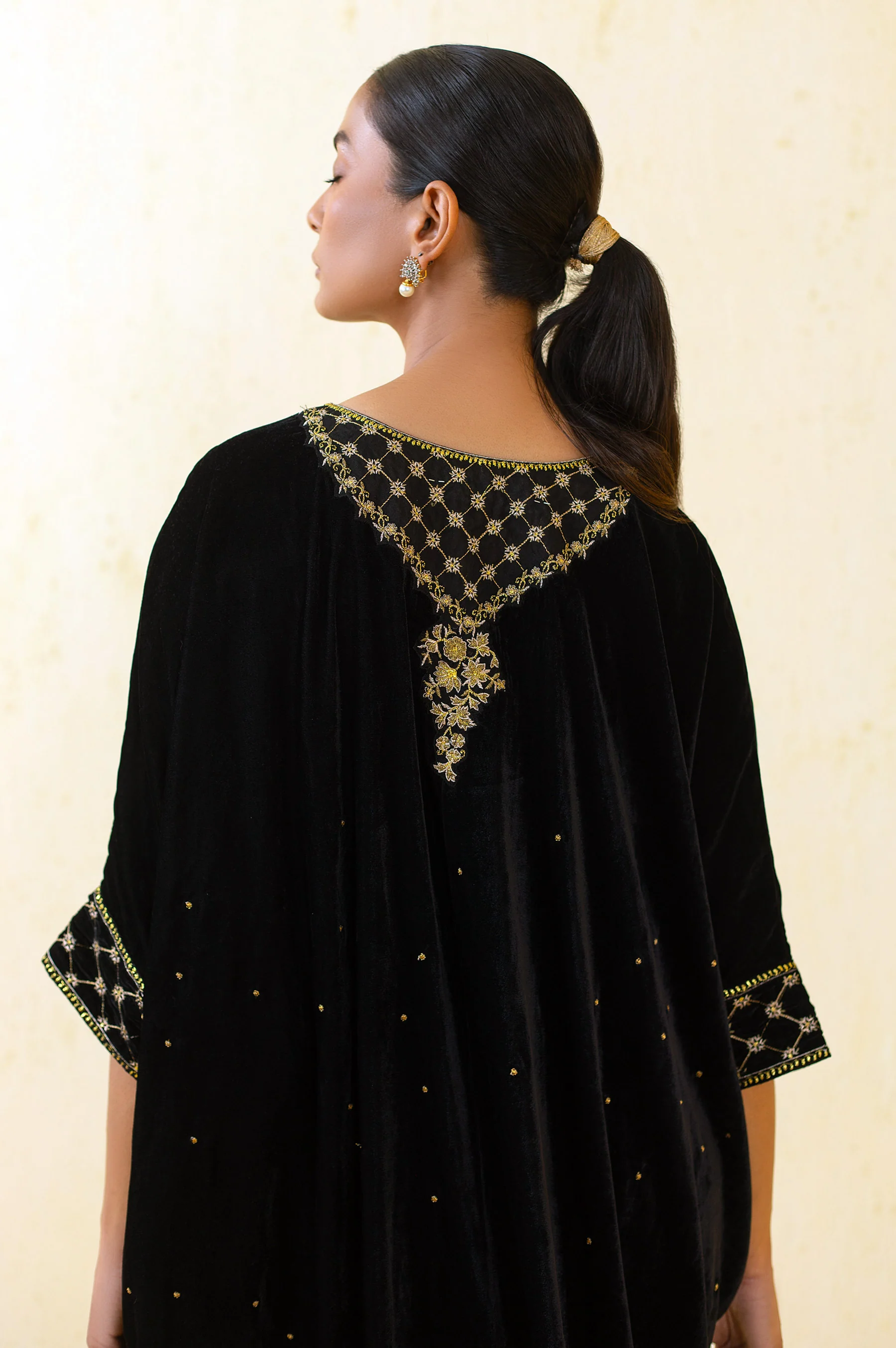 Stitched 1 Piece Velvet Kaftan - Black - Image 3