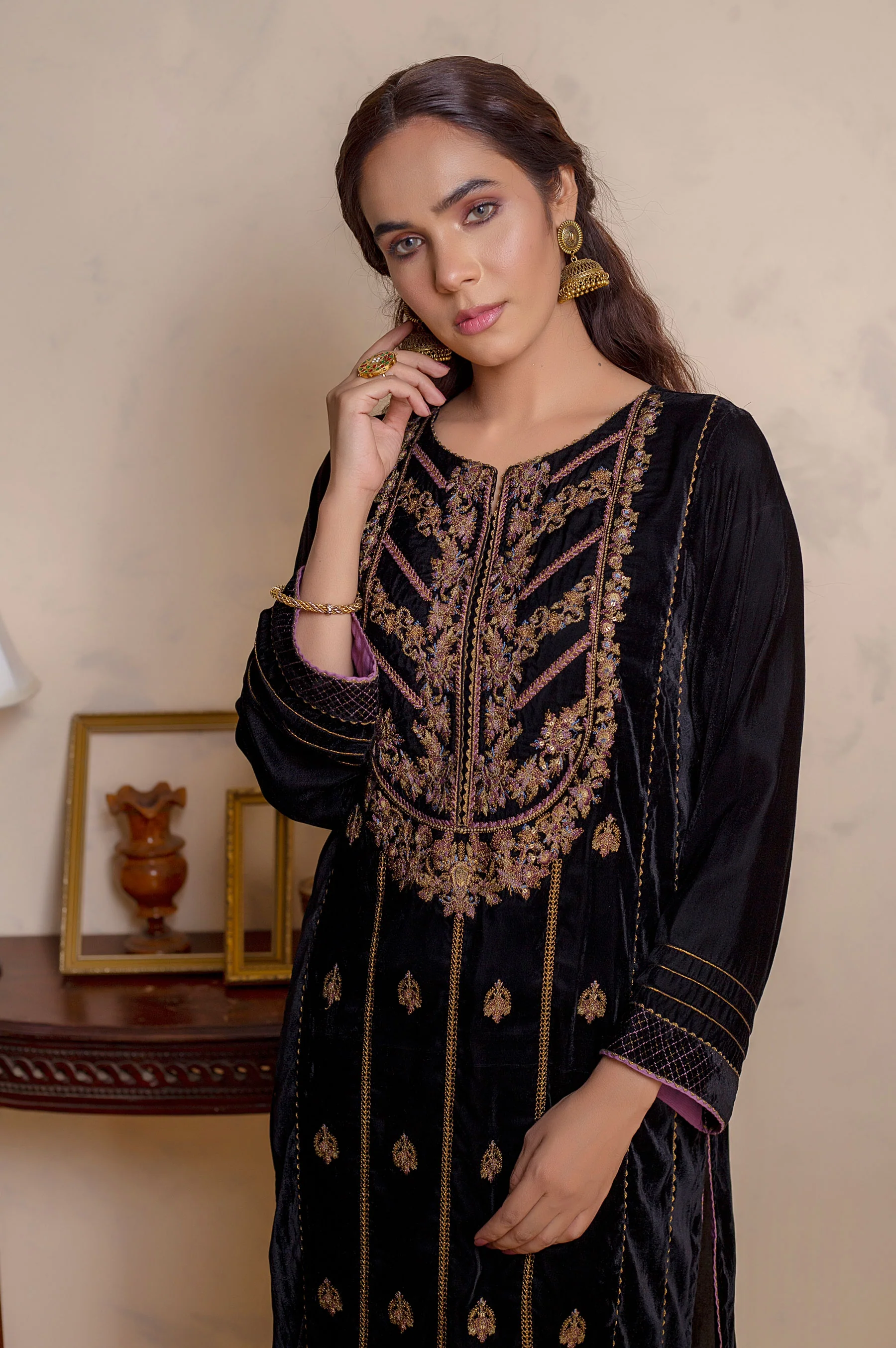 Stitched 1 Piece Velvet Embroidered Shirt - Image 4