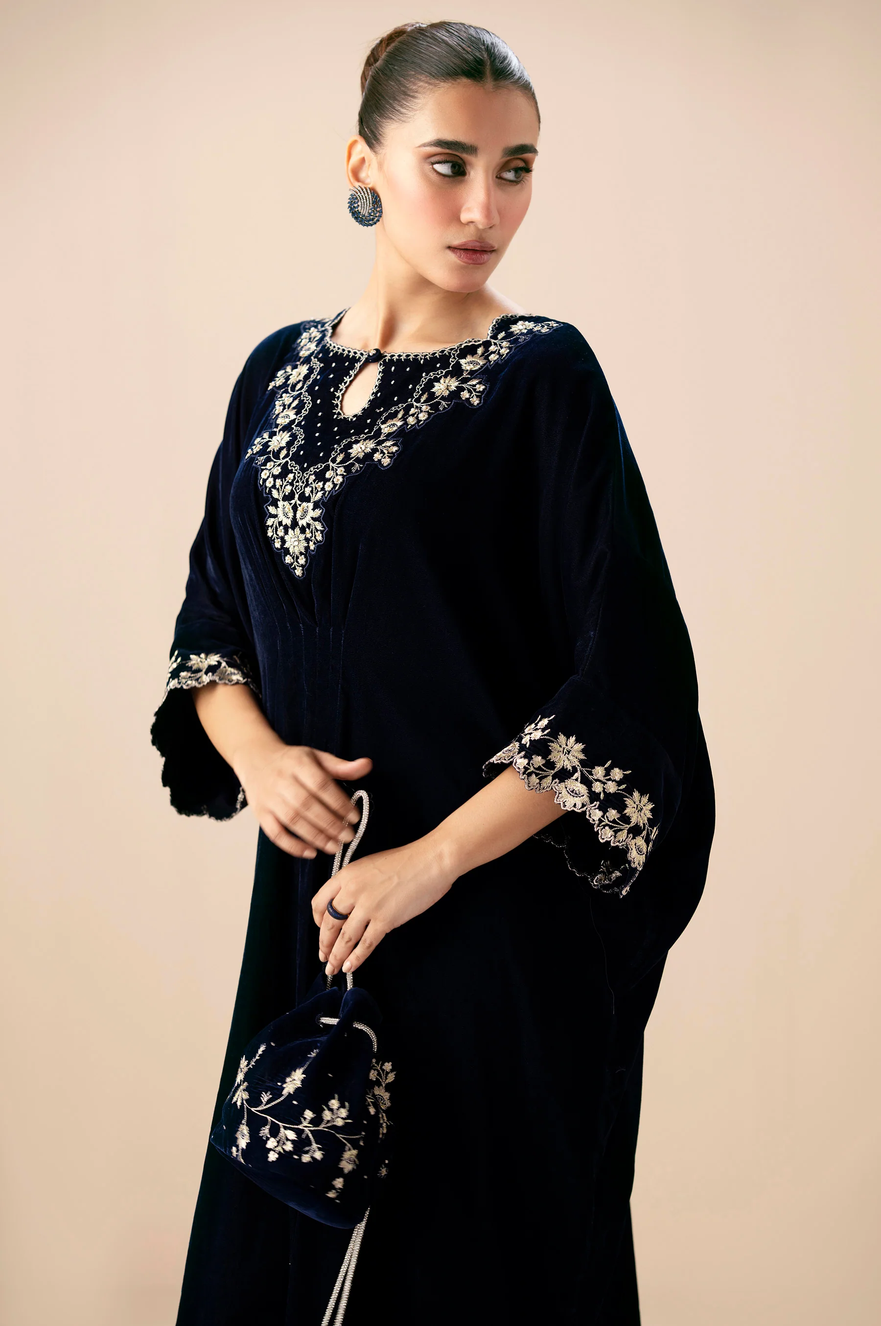 EMBROIDERED KAFTAN - Image 2
