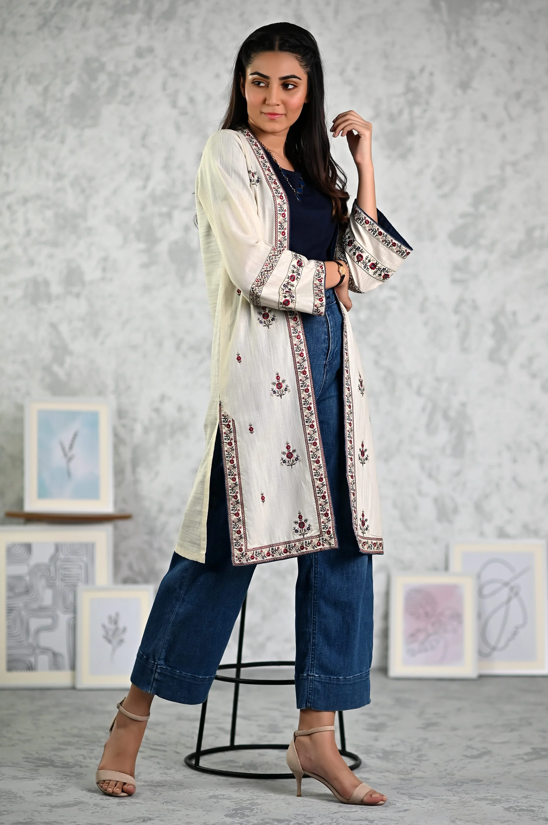 Stitched 1 Piece Embroidered Khaddar Jacket - Image 2