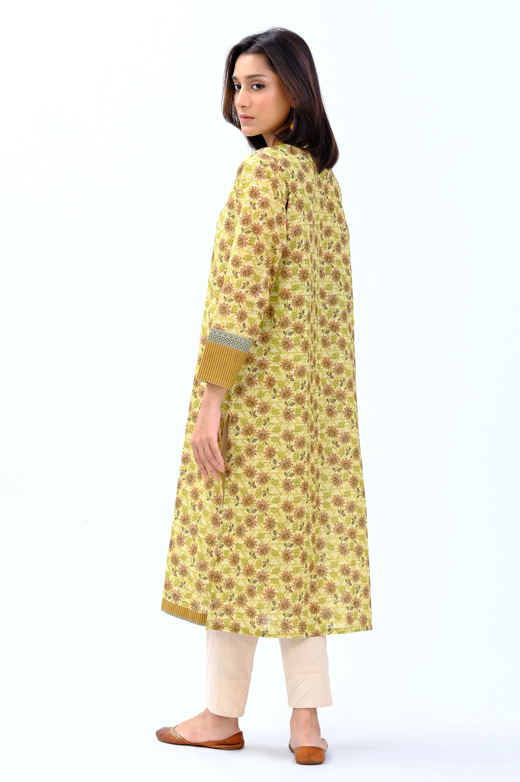 Stitched 1 Piece Printed Khaddar Shirt - Image 3