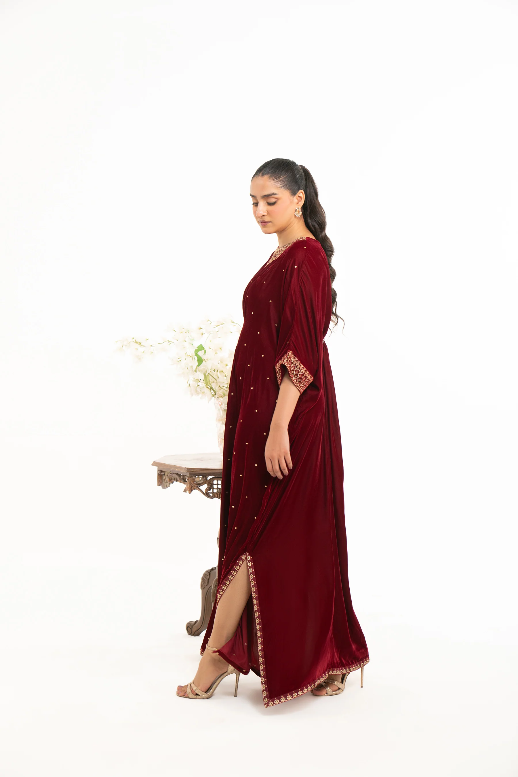 EMBROIDERED VELVET KAFTAN - Image 2