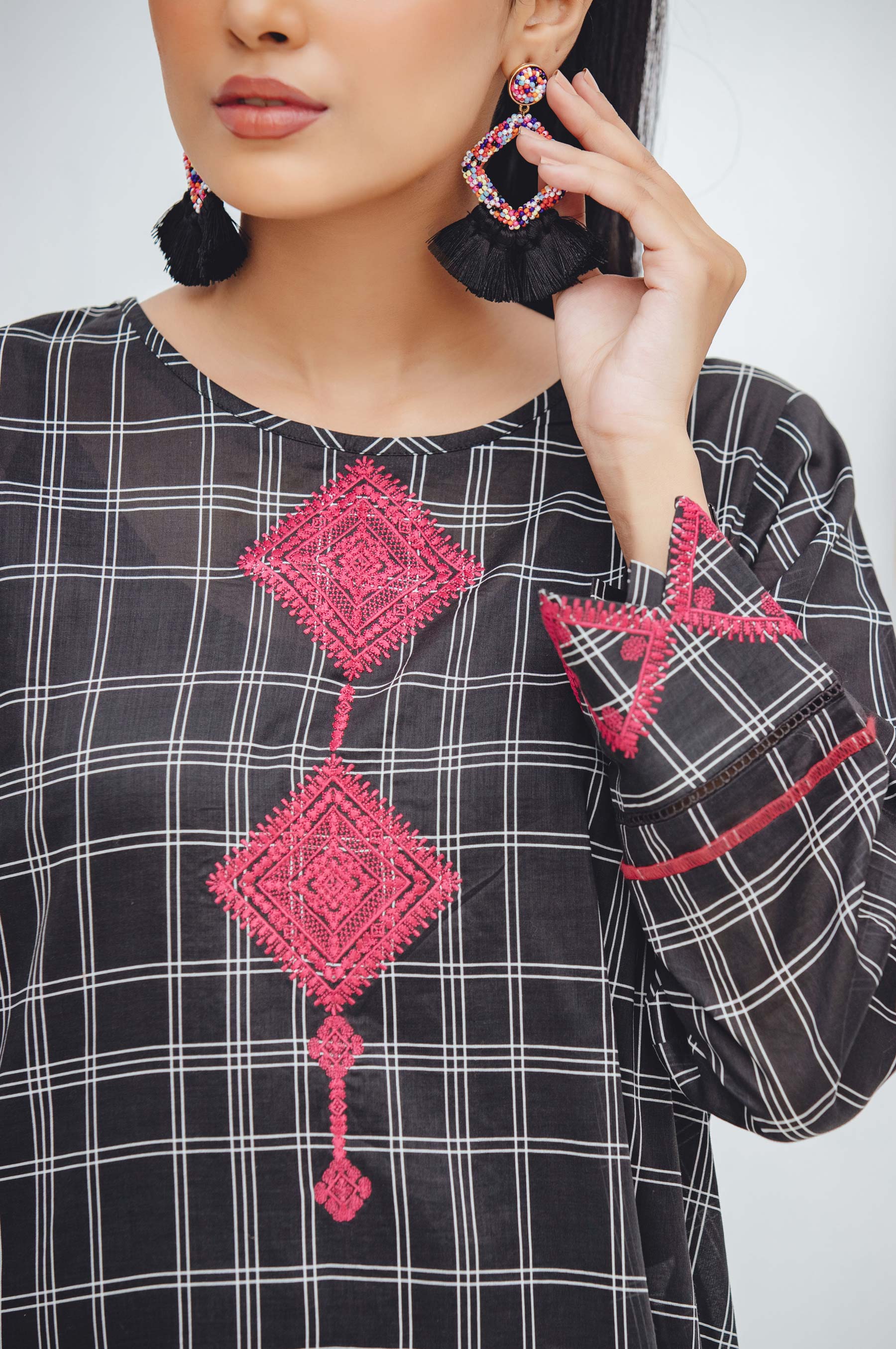 Stitched 1 Piece Embroidered Yarn Dyed Shirt - Image 4