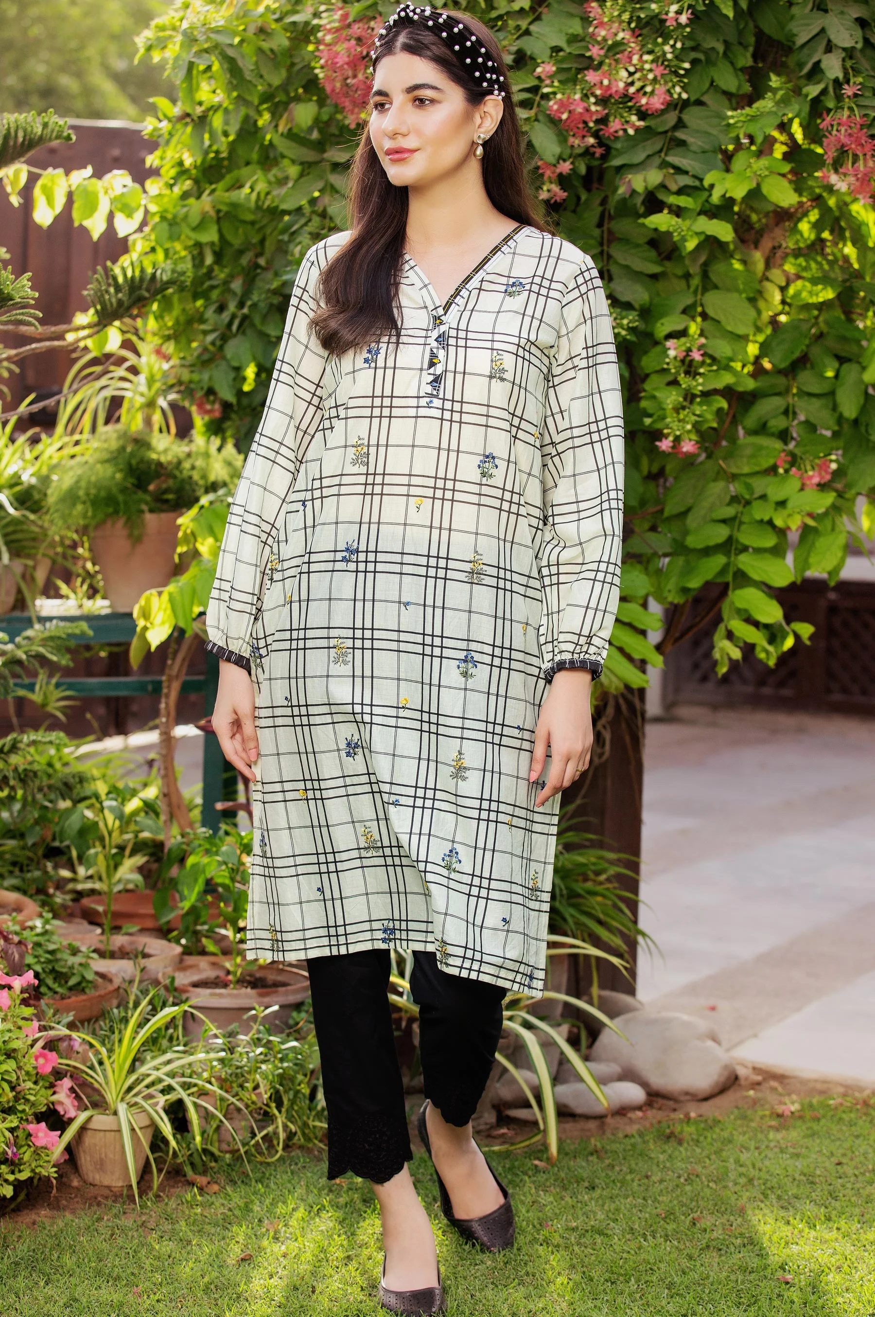 Stitched 1 Piece Embroidered Yarn Dyed Shirt - Image 2
