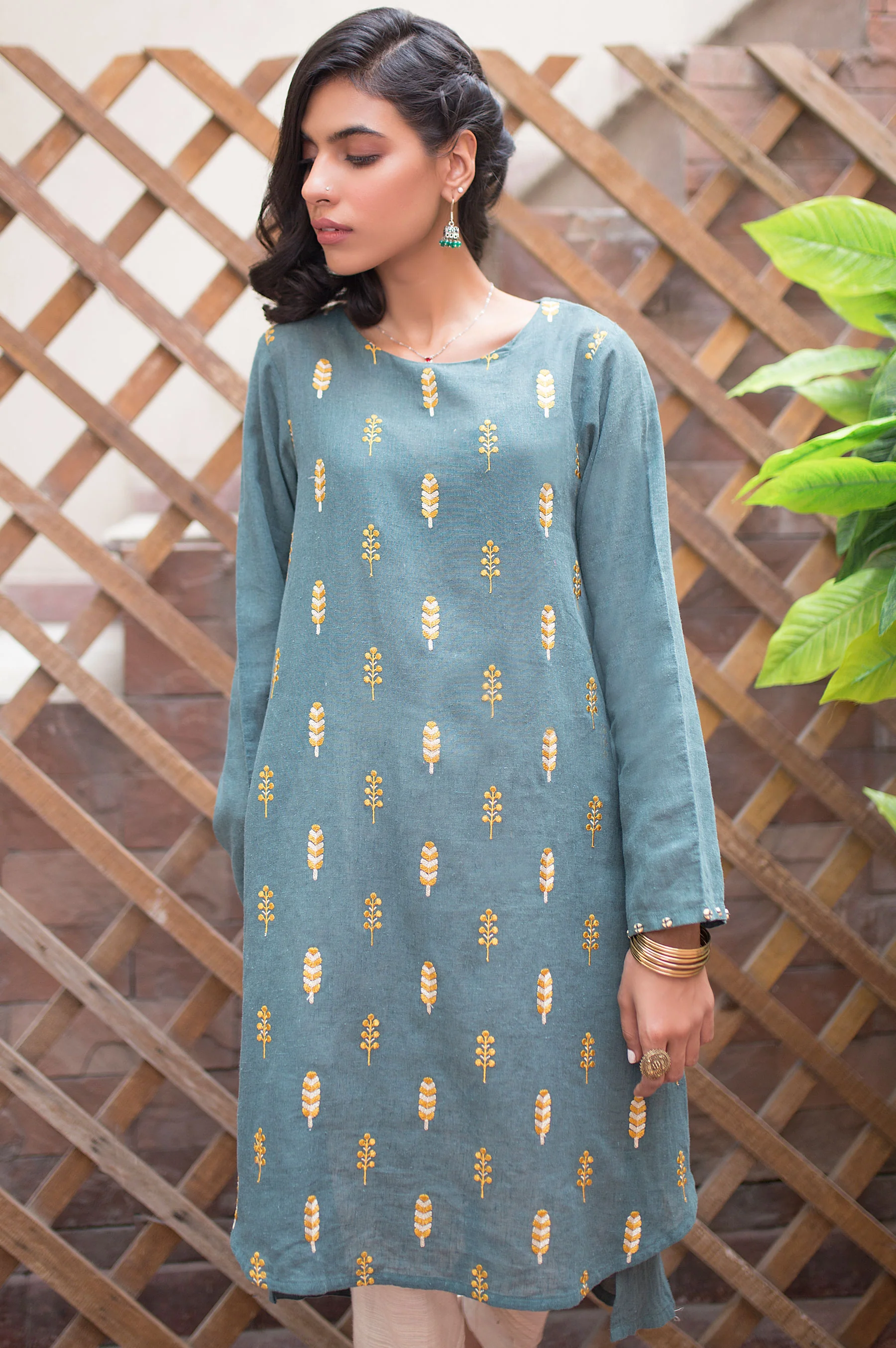 Stitched 1 Piece Yarn Dyed Shirt - Image 3