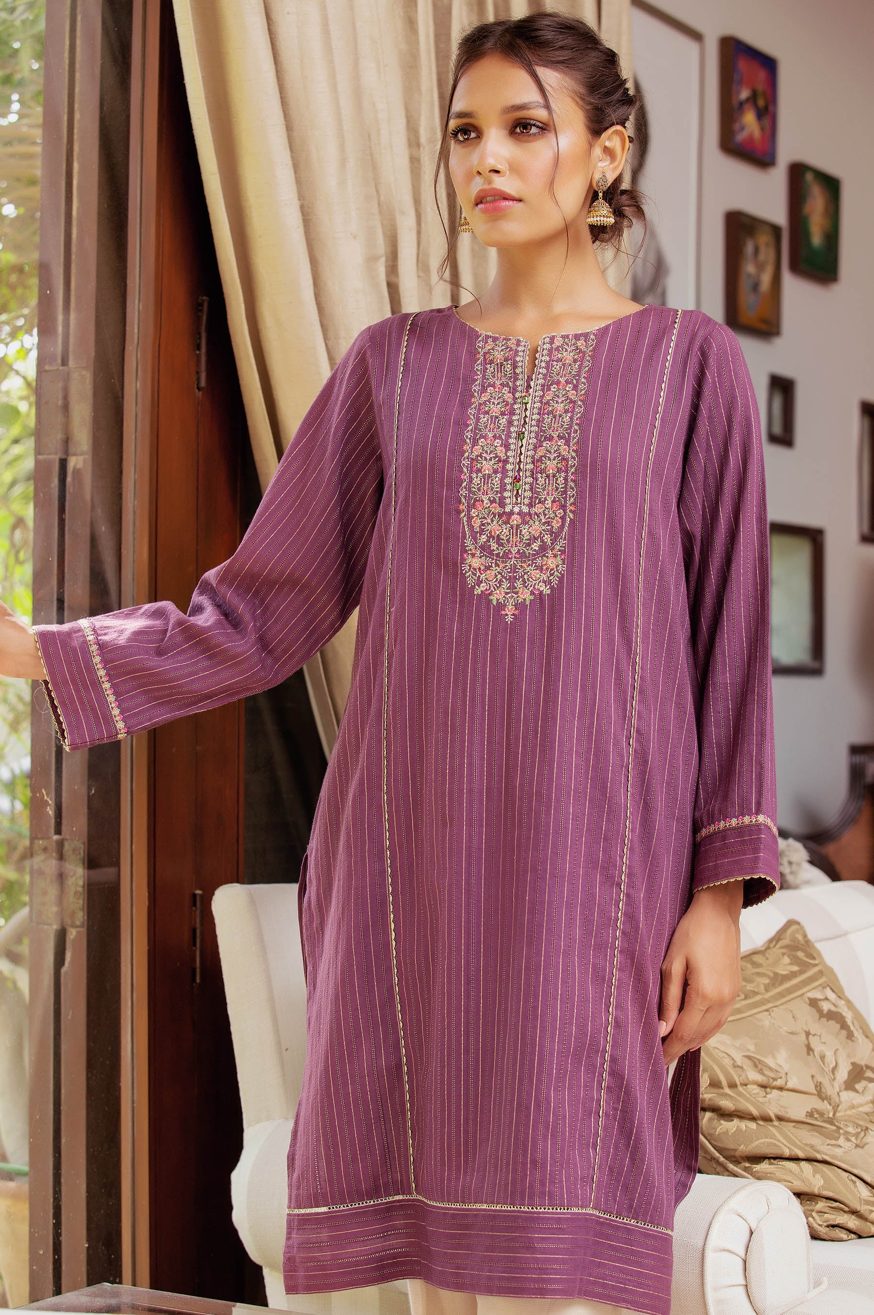 Stitched 1 Piece Embroidered Zari Tarkashi Top - Image 2