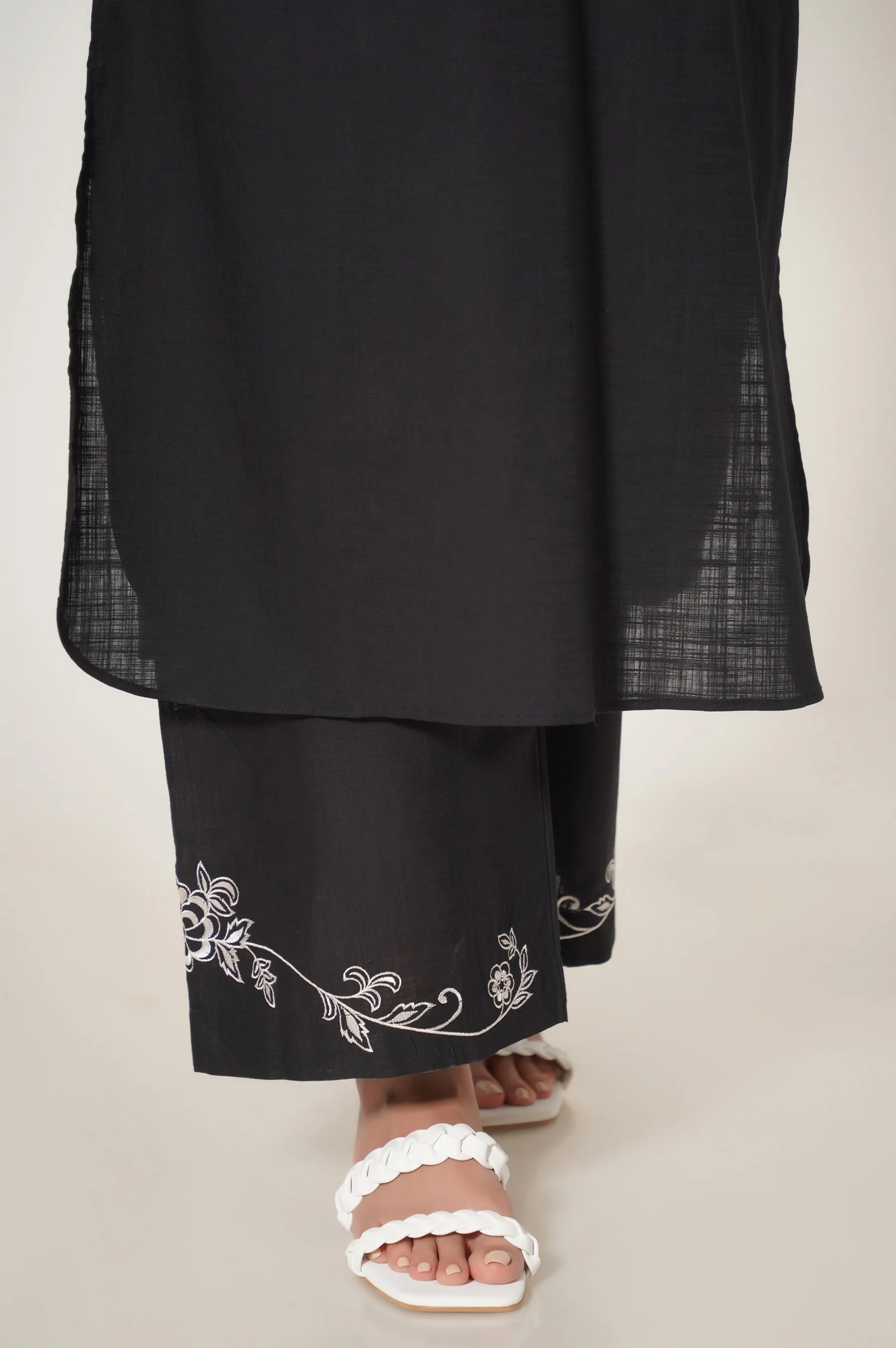 Stitched 2 Piece Both Side Slub Embroidered Suit - Image 3