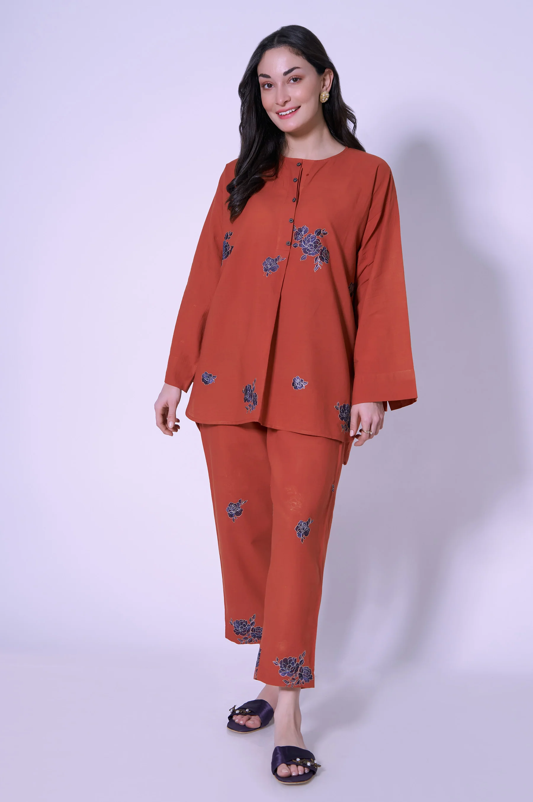 Stitched 2 Piece Cambric Co-ord Set - Image 5