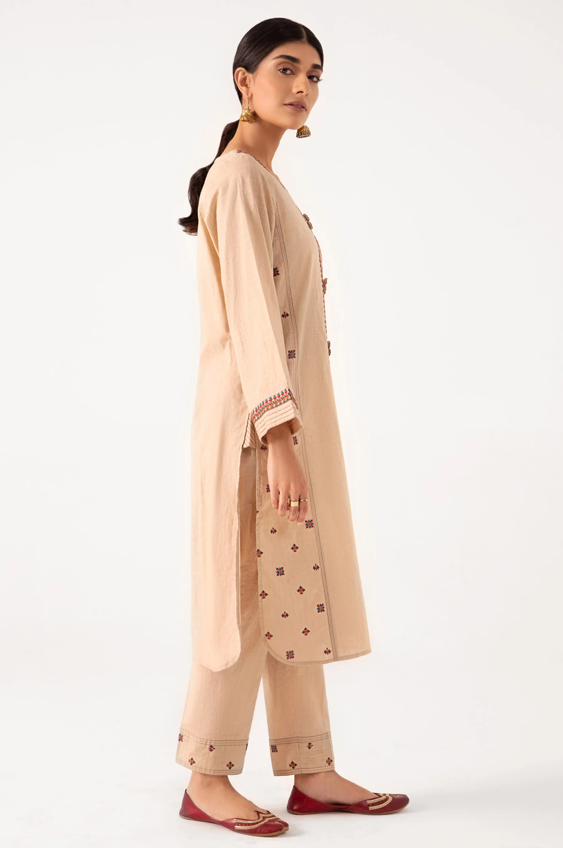 Stitched 2 Piece Embroidered Cotton Slub Suit - Image 3