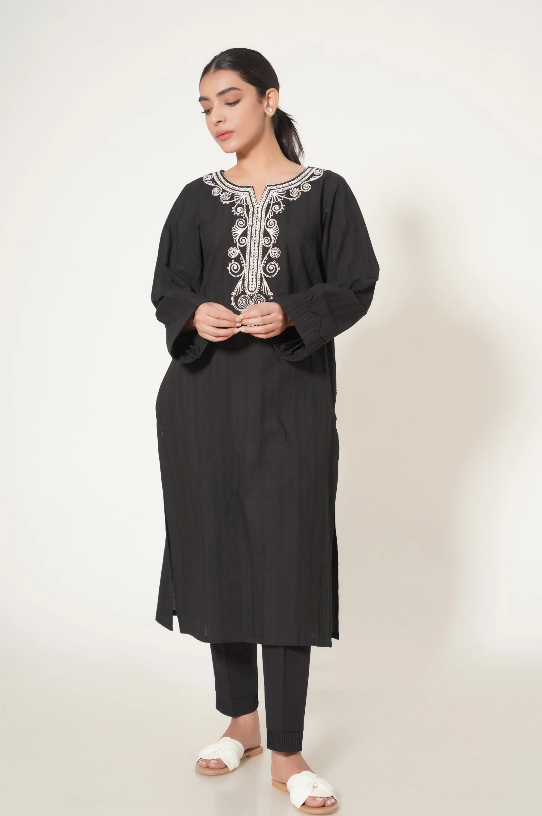 Stitched 2 Piece Doria Embroidered Suit - Image 6