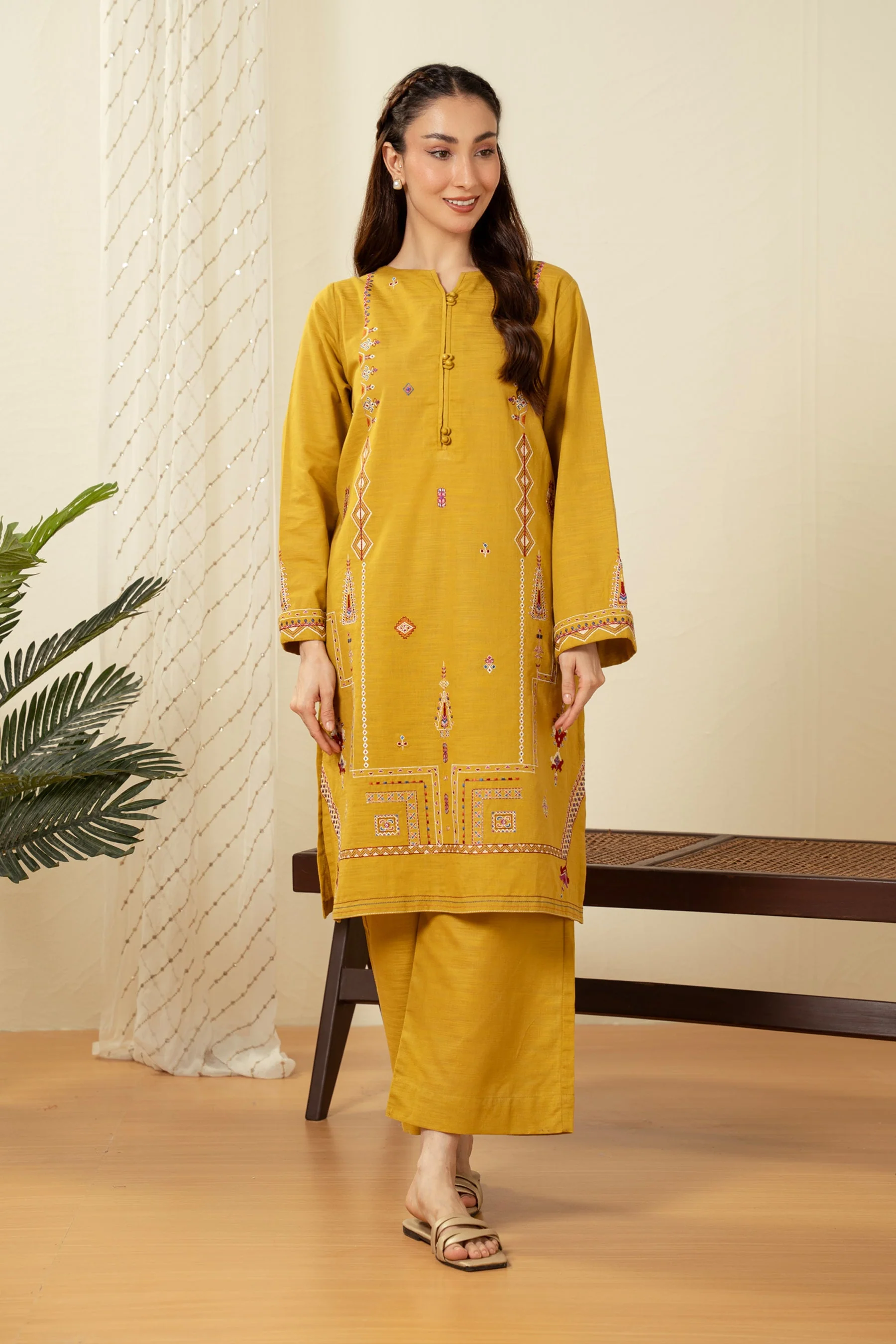 EMBROIDERED SUIT (FACTORY E-OUTLET)