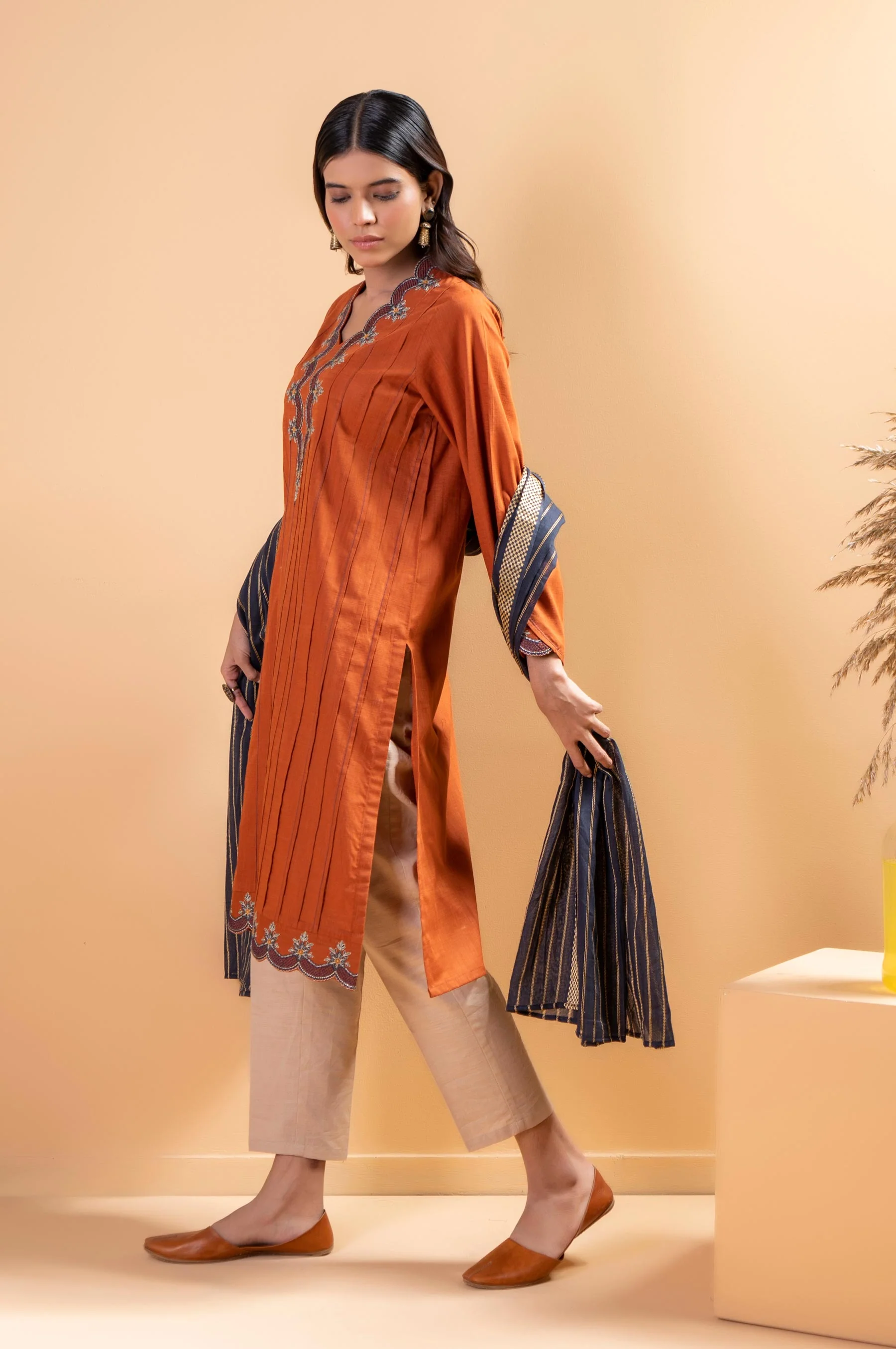 Stitched 2 Piece Embroidered Cotton Slub Shirt With Dupatta - Image 4