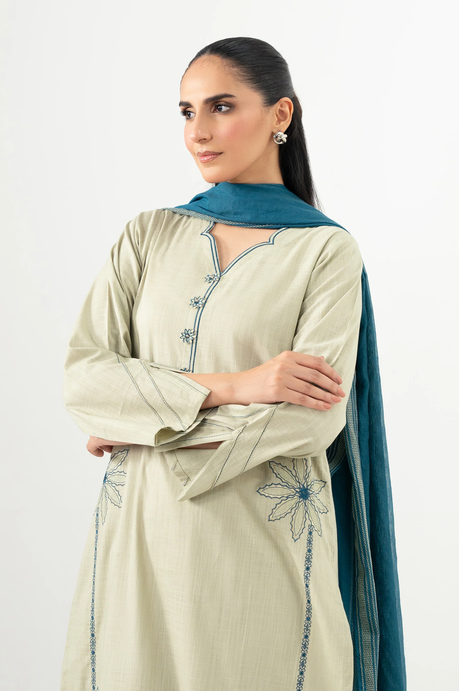 Stitched 2 Piece Embroidered Both Side Slub Shirt & Dupatta - Image 3