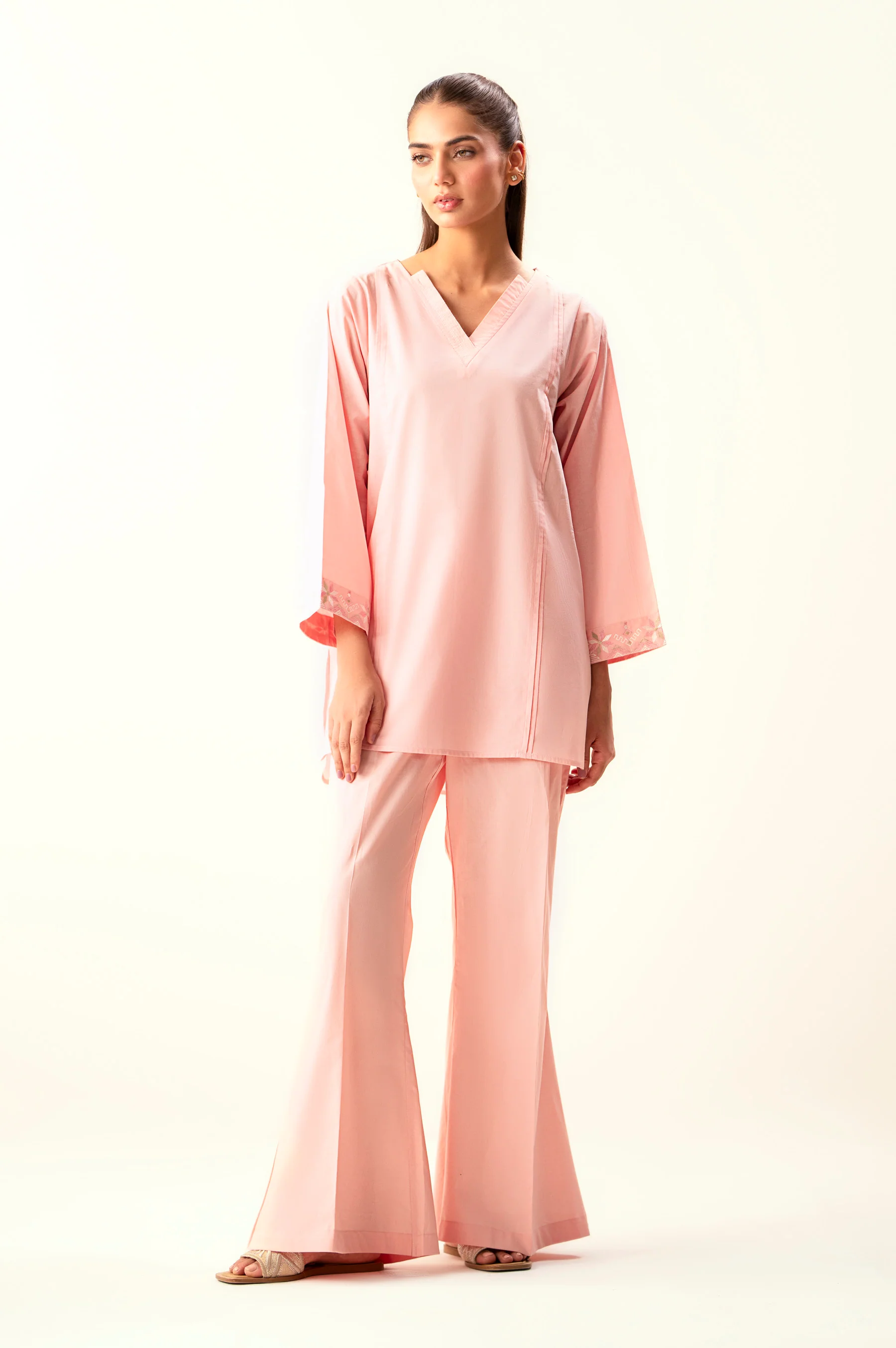 EMBROIDERED SUIT - Image 4
