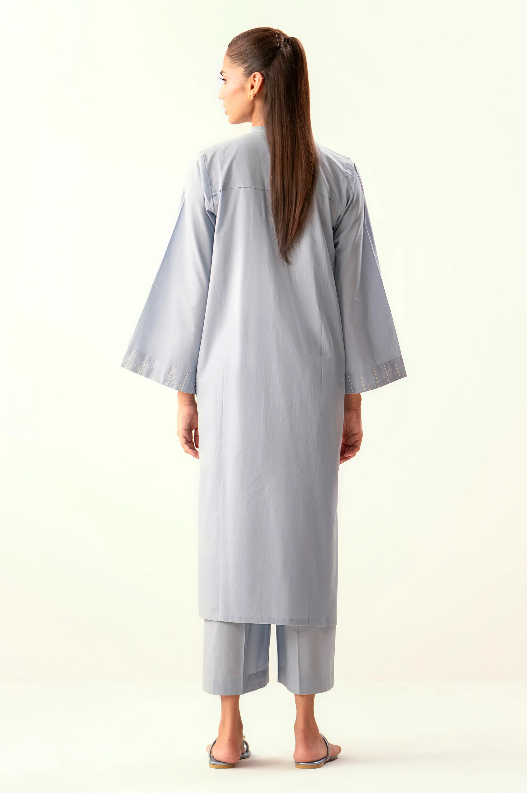 EMBROIDERED SUIT - Image 6
