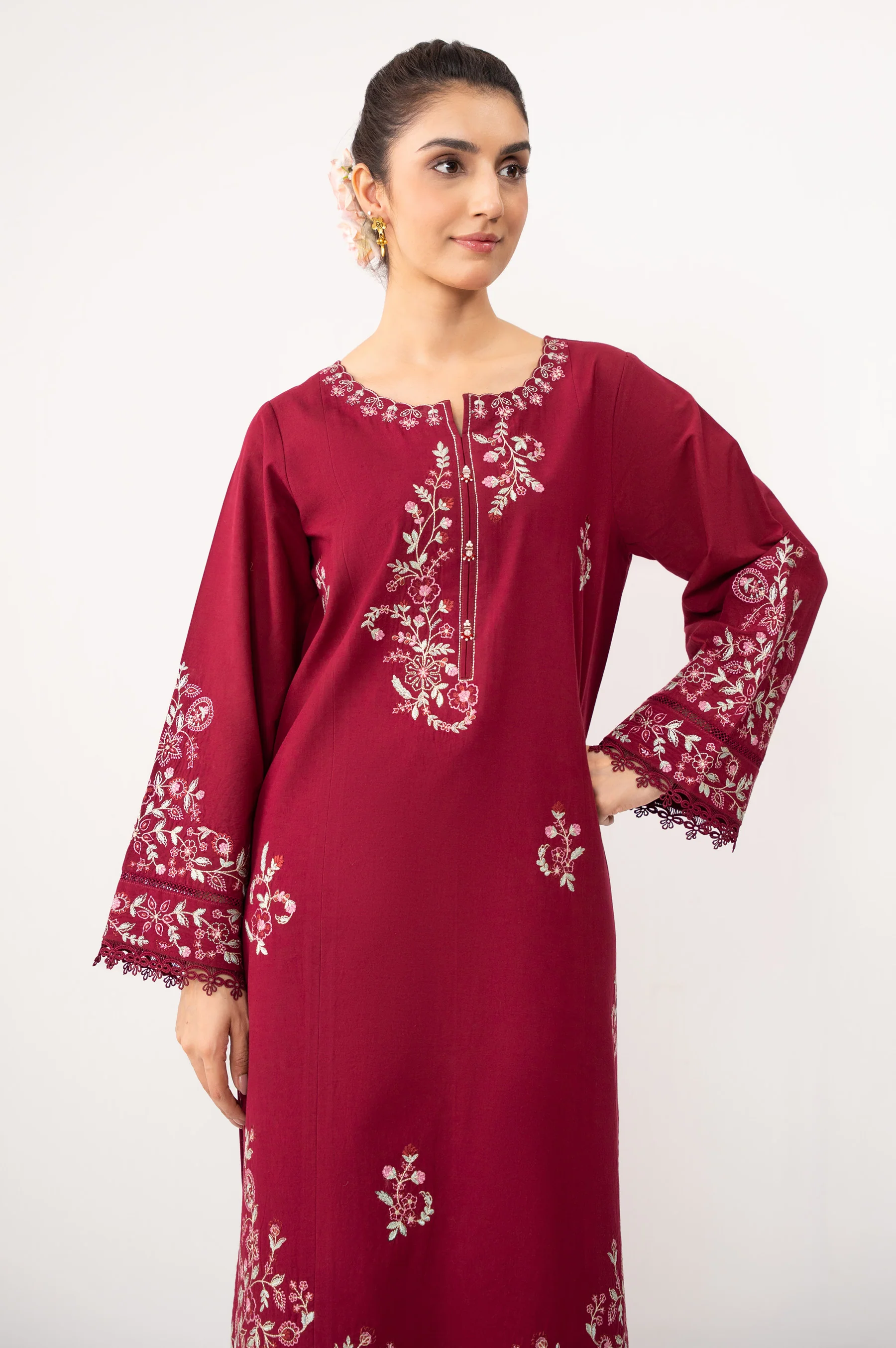 STITCHED EMBROIDERED CAMBRIC SHIRT BOTTOM - Image 3