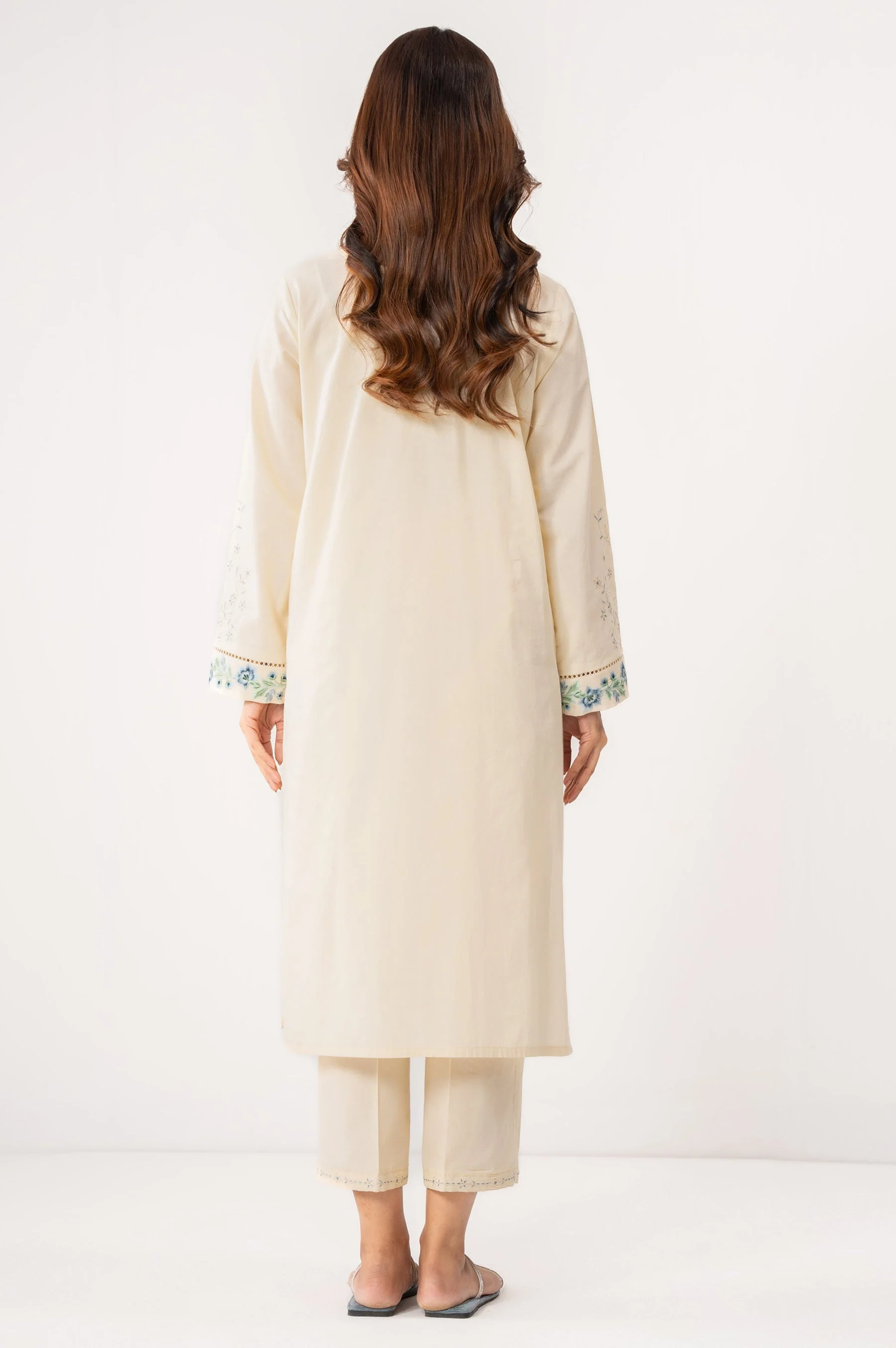 STITCHED EMBROIDERED CAMBRIC SHIRT BOTTOM (FACTORY E-OUTLET) - Image 4