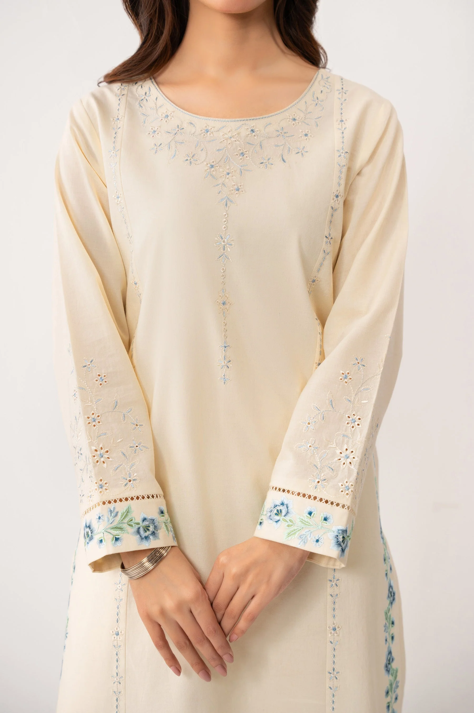 STITCHED EMBROIDERED CAMBRIC SHIRT BOTTOM (FACTORY E-OUTLET) - Image 6