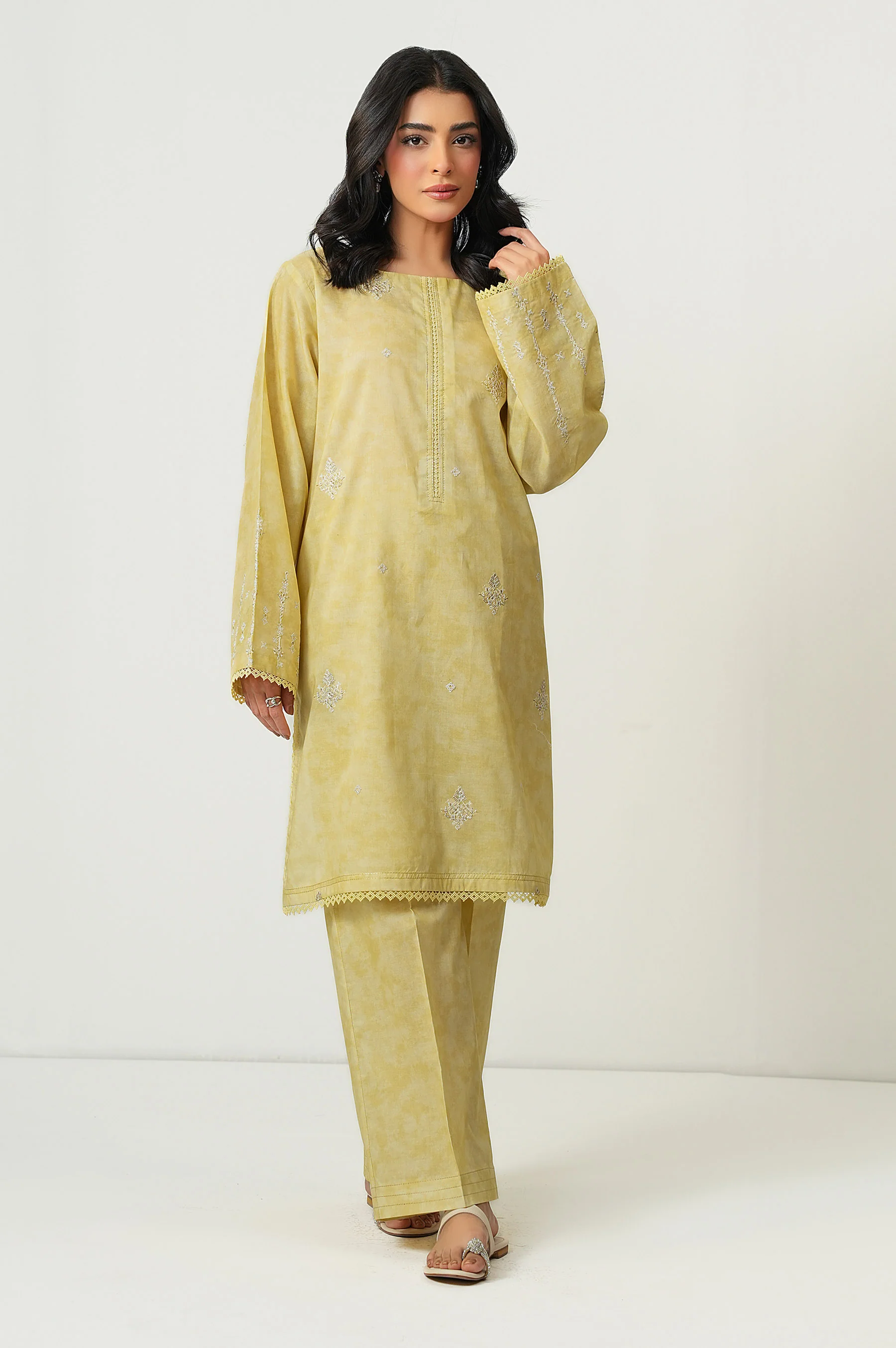 EMBROIDERED SUIT - Image 5