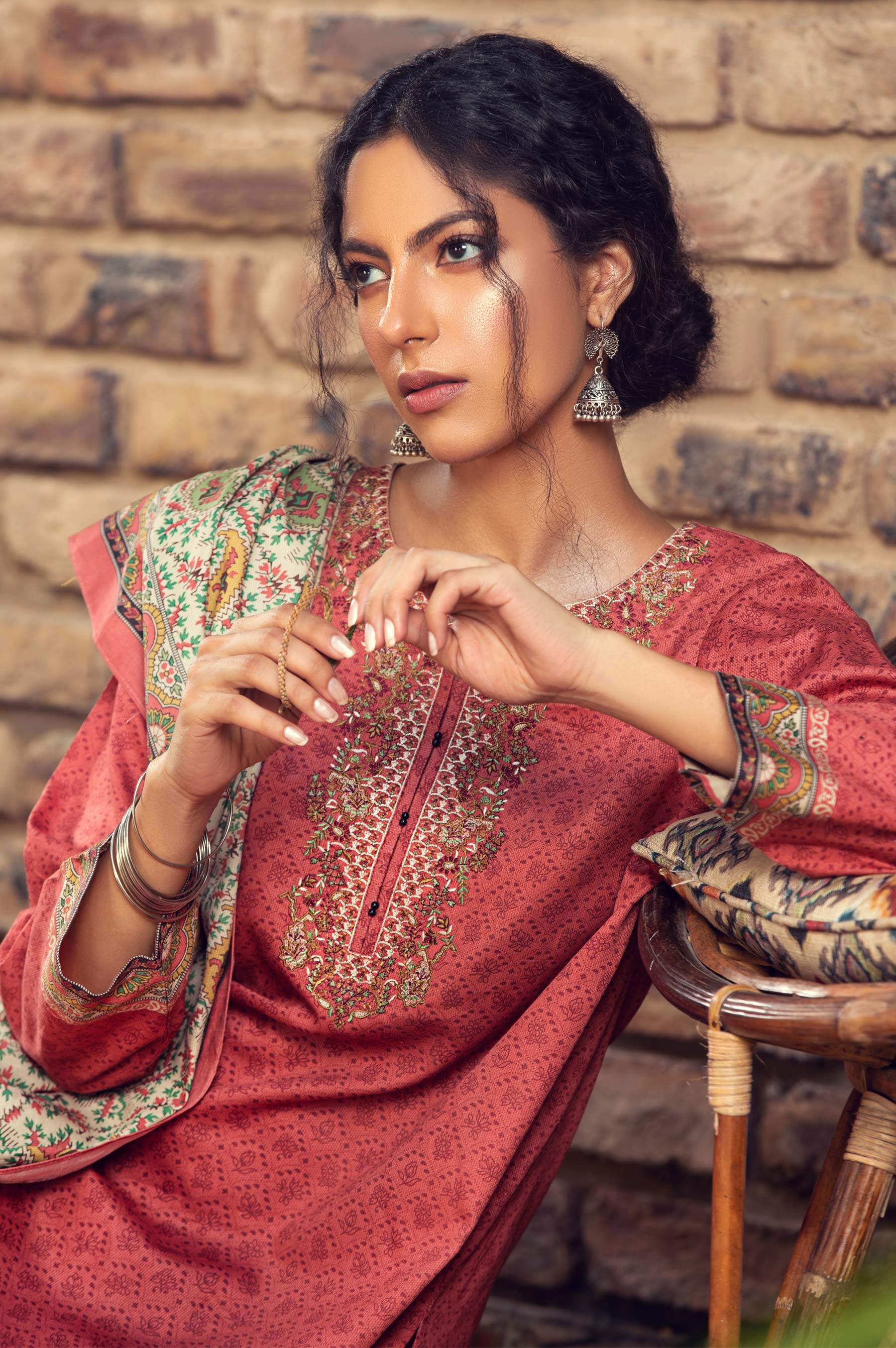 Stitched 2 Piece Embroidered Cottel Suit - Image 5