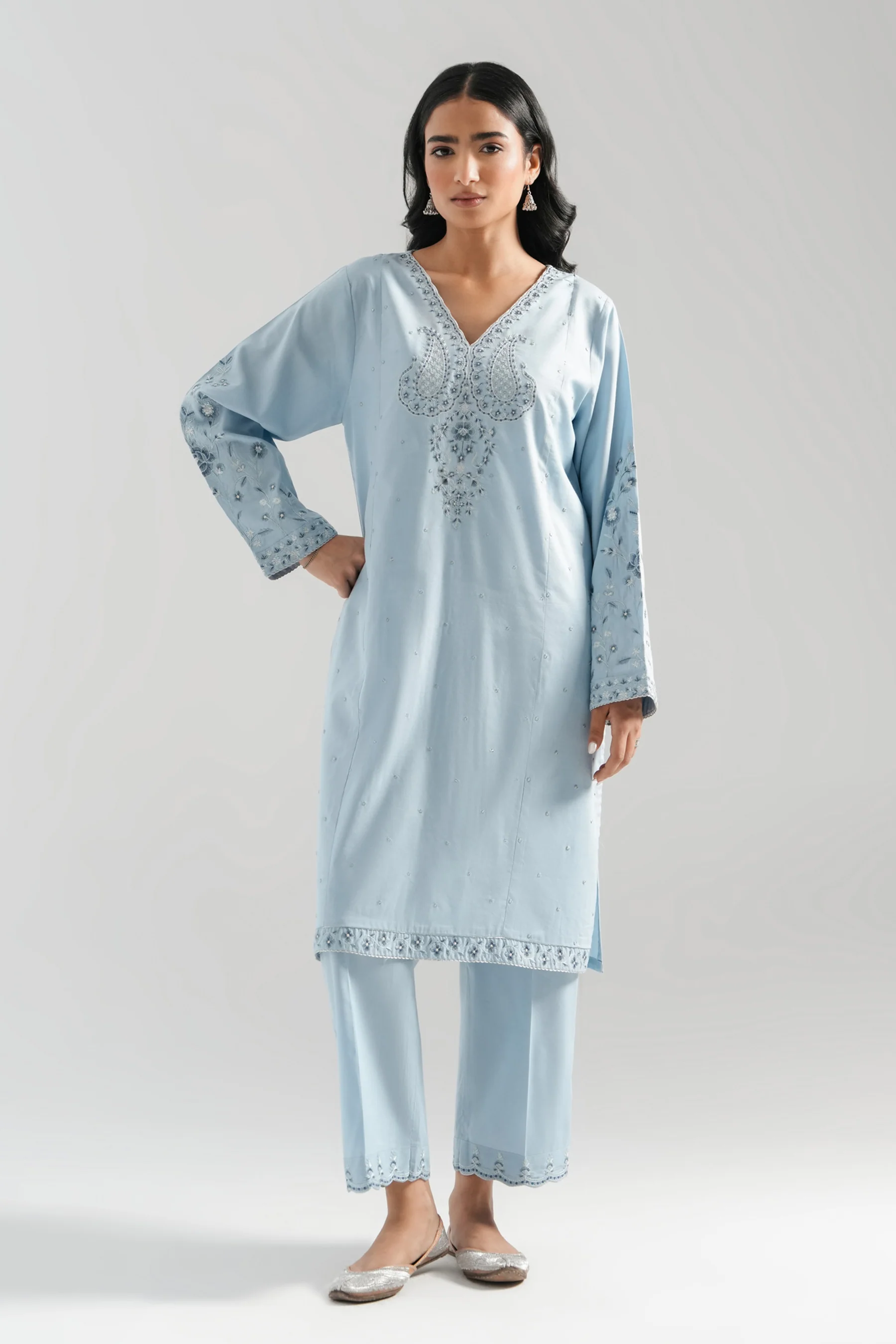 STITCHED EMBROIDERED SHIRT BOTTOM (FACTORY E-OUTLET)
