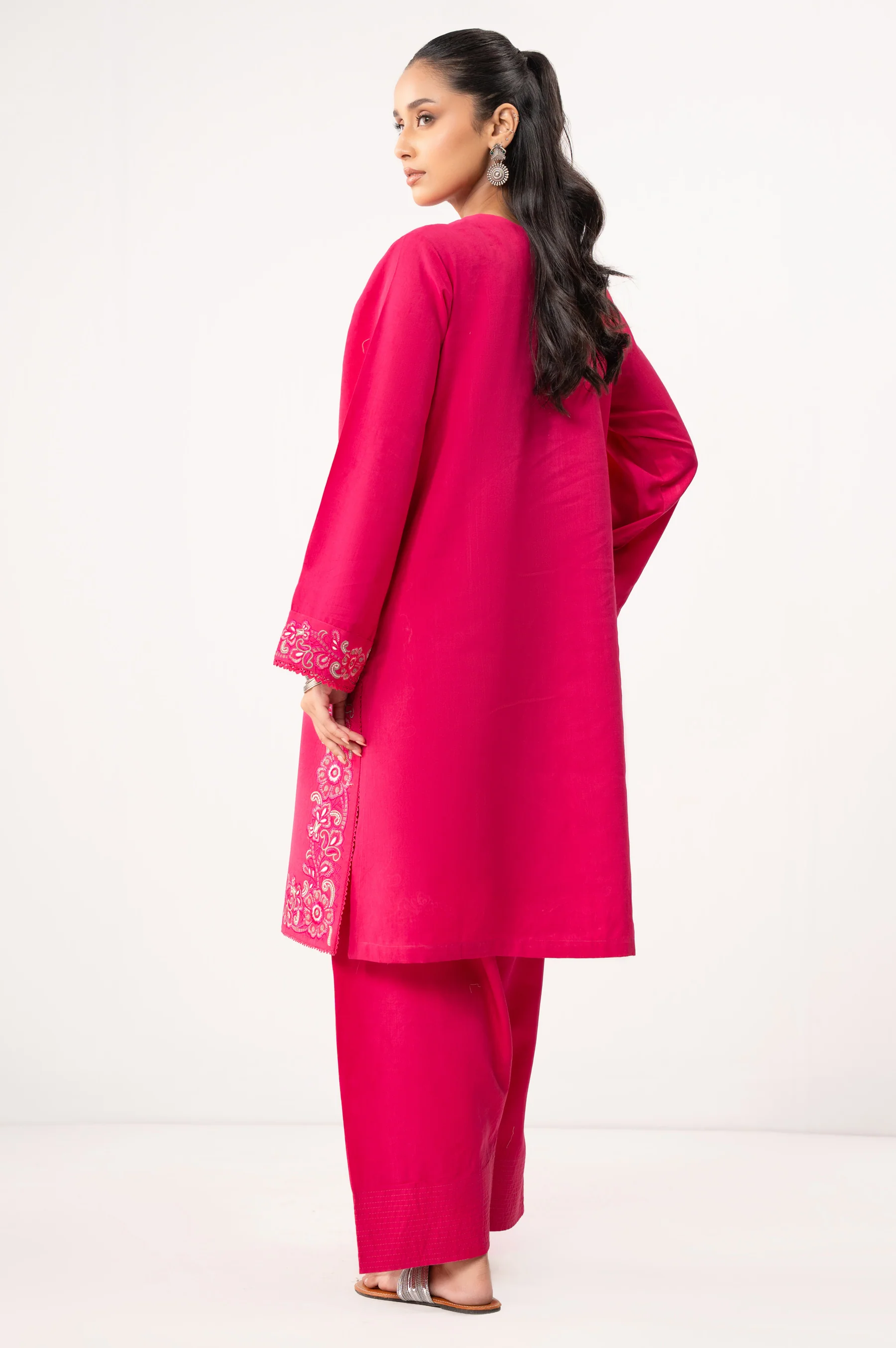 EMBROIDERED SUIT - Image 3