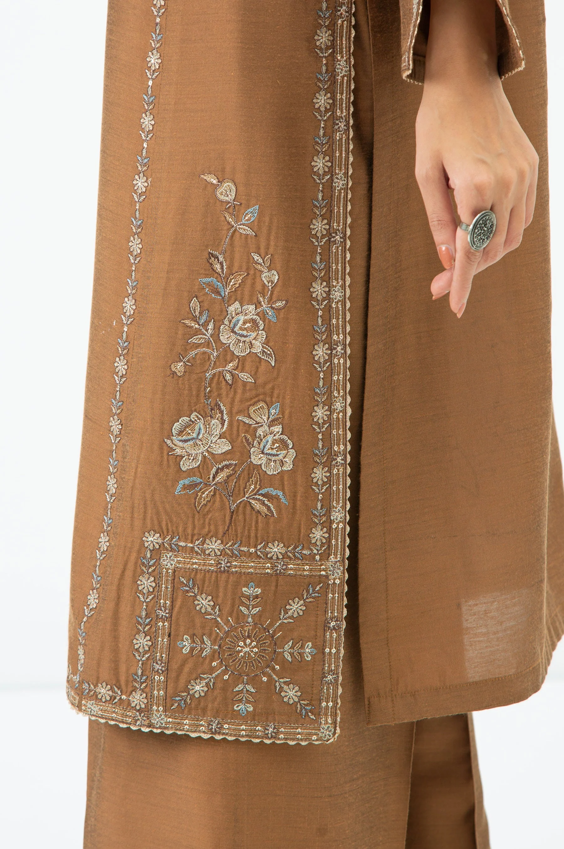 STITCHED EMBROIDERED COTTON SILK SHIRT BOTTOM - Image 12