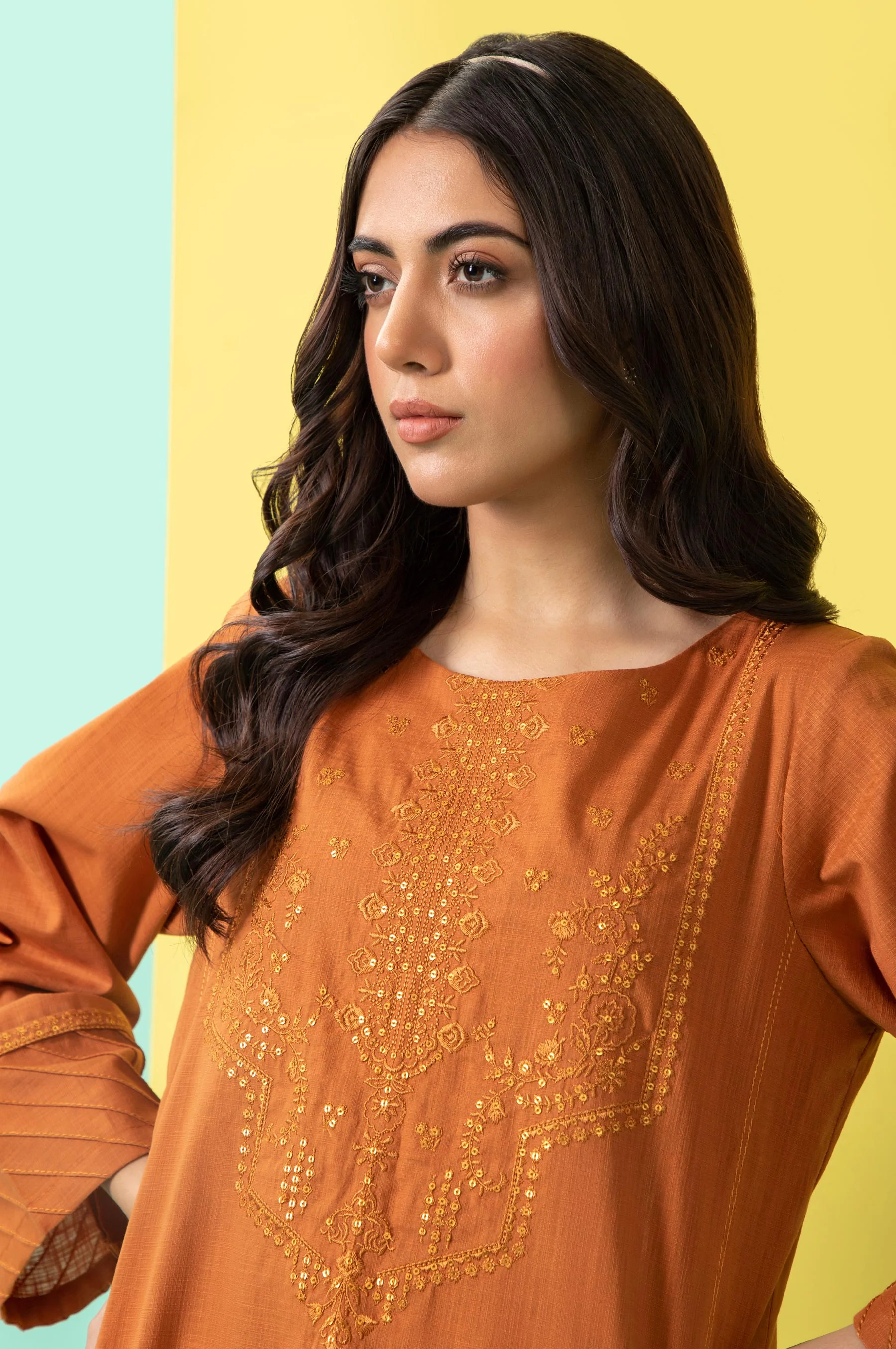 Stitched 2 Piece Embroidered Cotton Slub Suit - Image 3