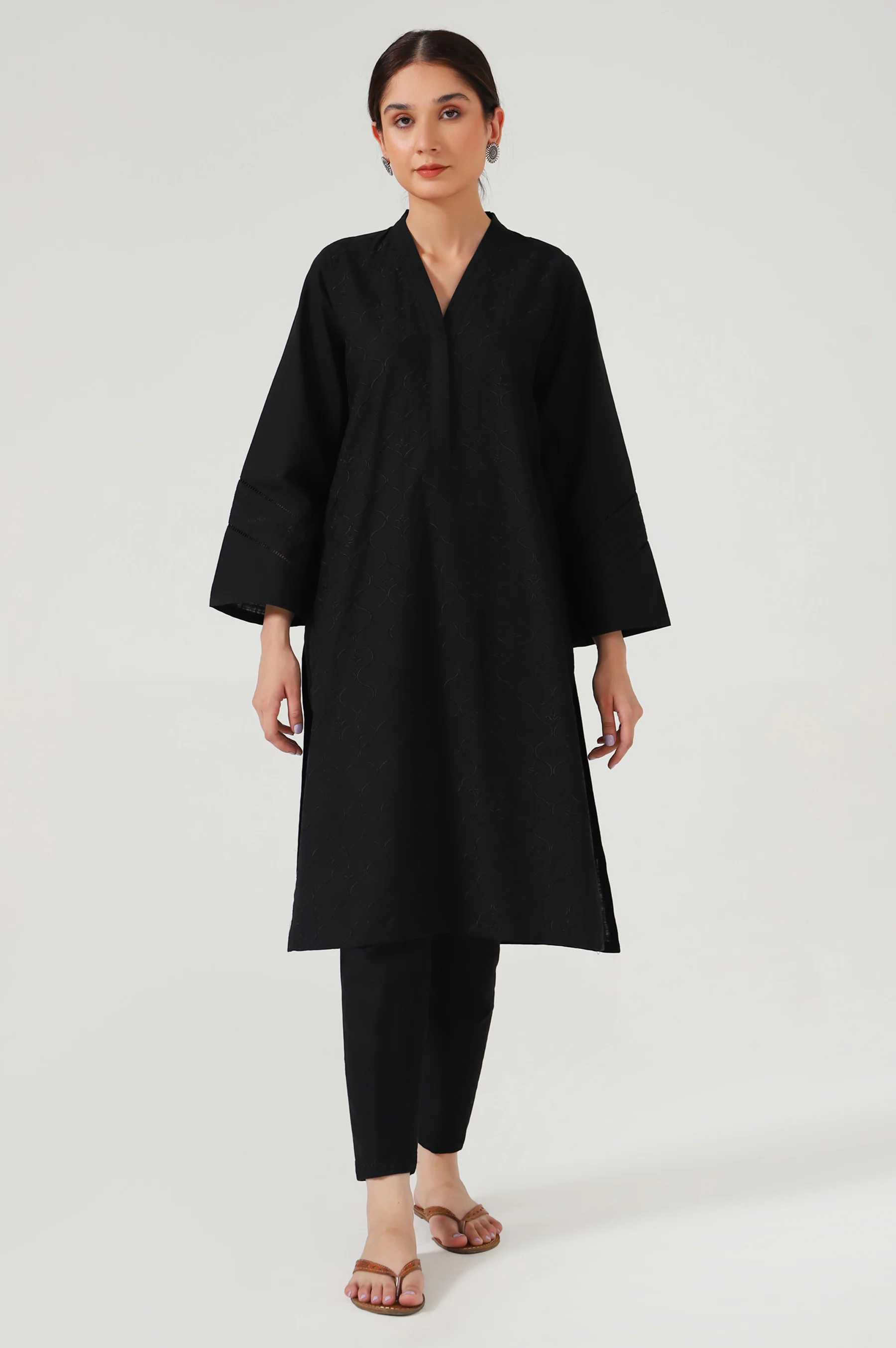 Stitched 2 Piece Embroidered Cotton Slub Suit - Image 2