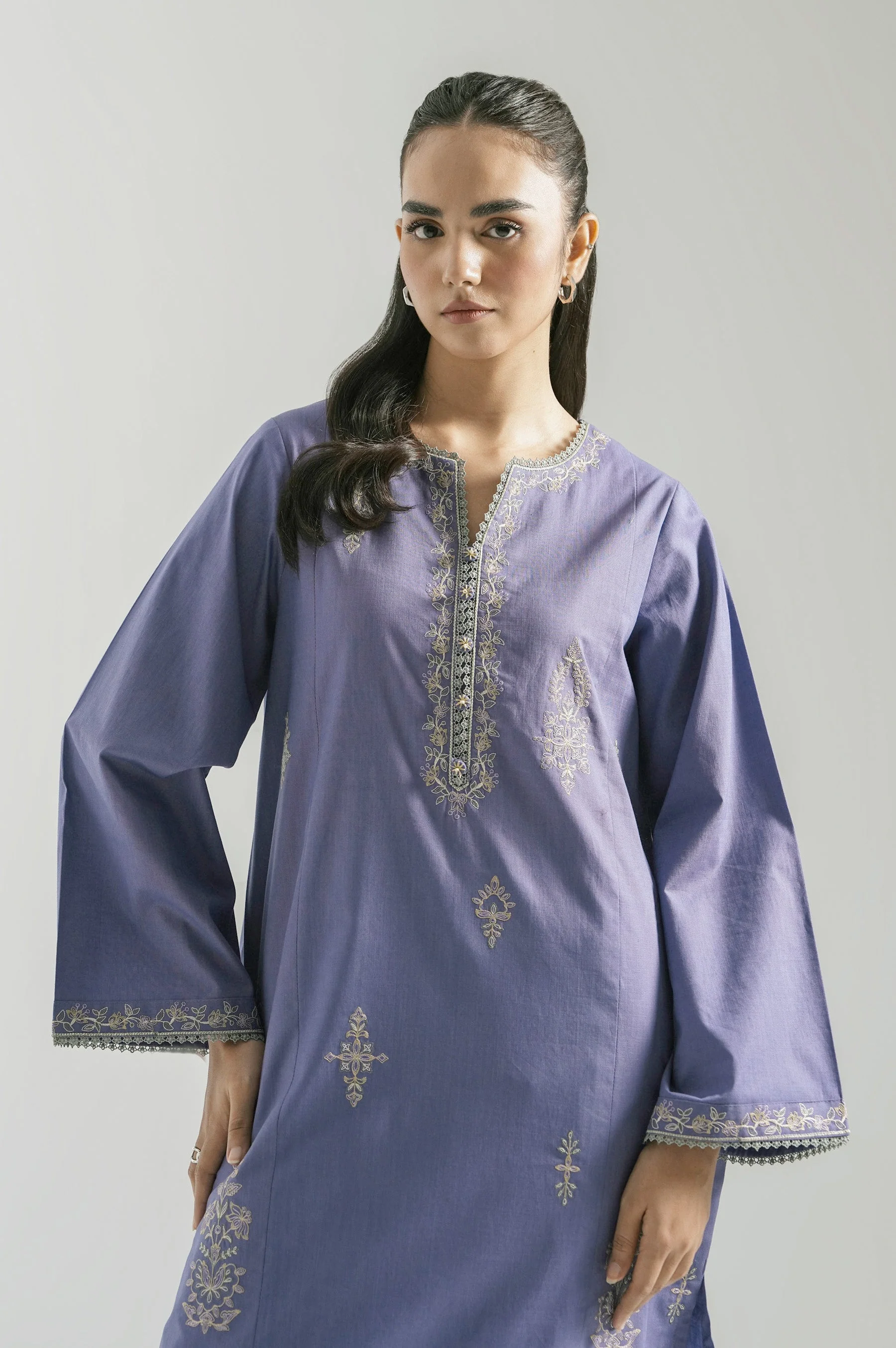 STITCHED EMBROIDERED SHIRT BOTTOM (FACTORY E-OUTLET) - Image 2