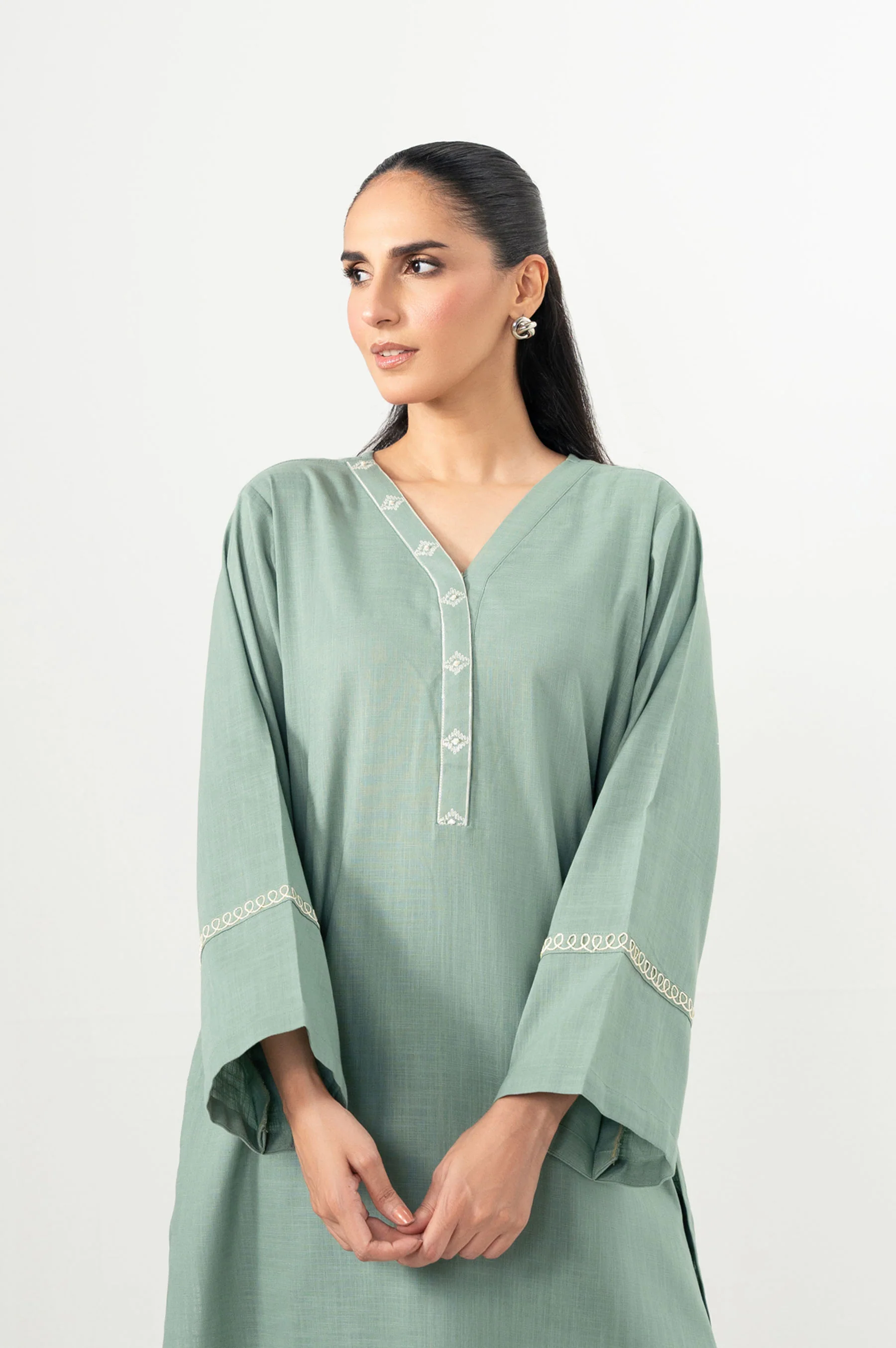 Stitched 2 Piece Embroidered Cross Hatch Suit - Image 2