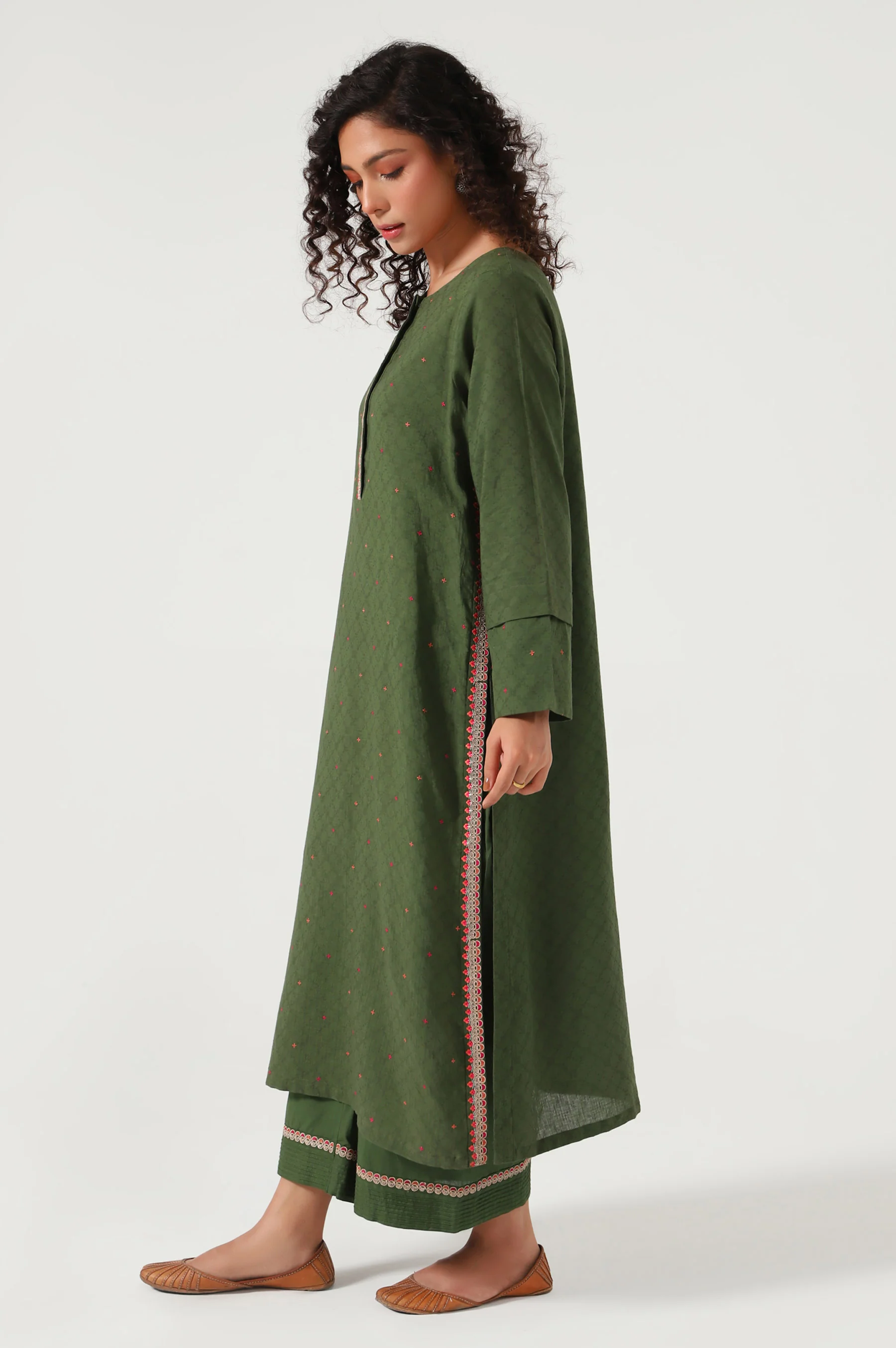 Stitched 2 Piece Embroidered Dobby Suit - Image 4