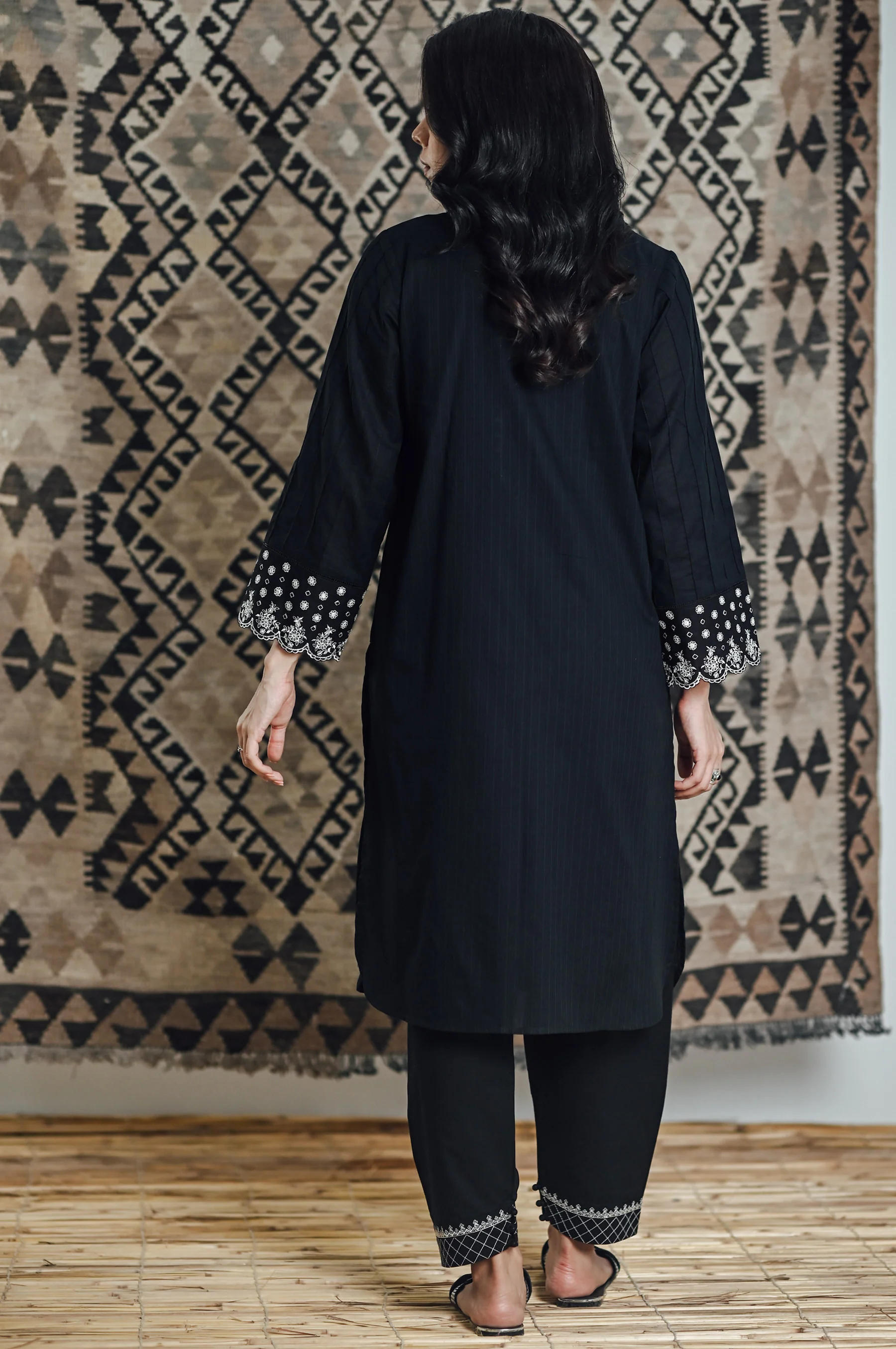 Stitched 2 Piece Embroidered Doria Suit - Image 2