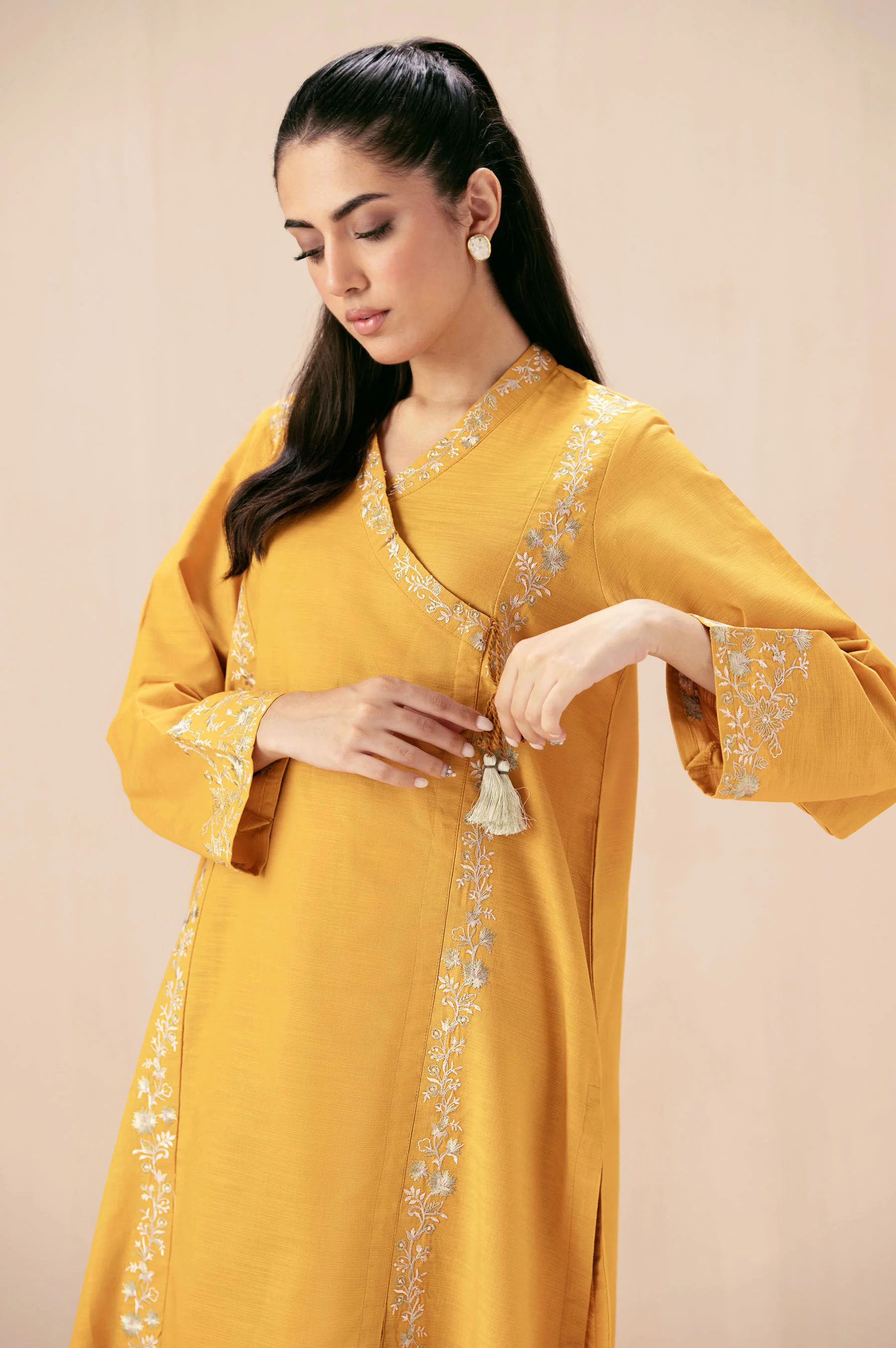 Stitched 2 Piece Embroidered Khaddar Suit - Image 3