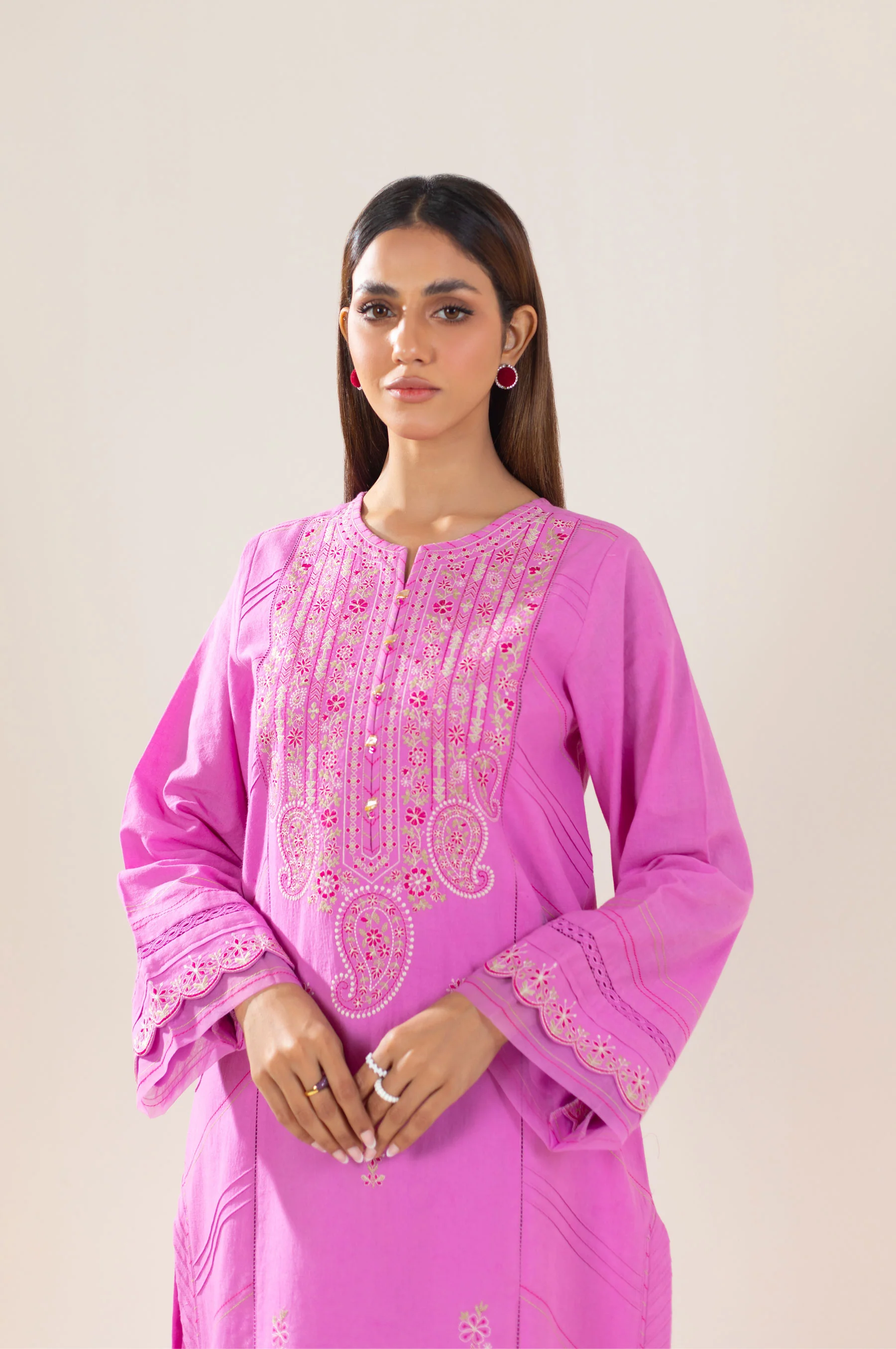 EMBROIDERED SUIT - Image 2