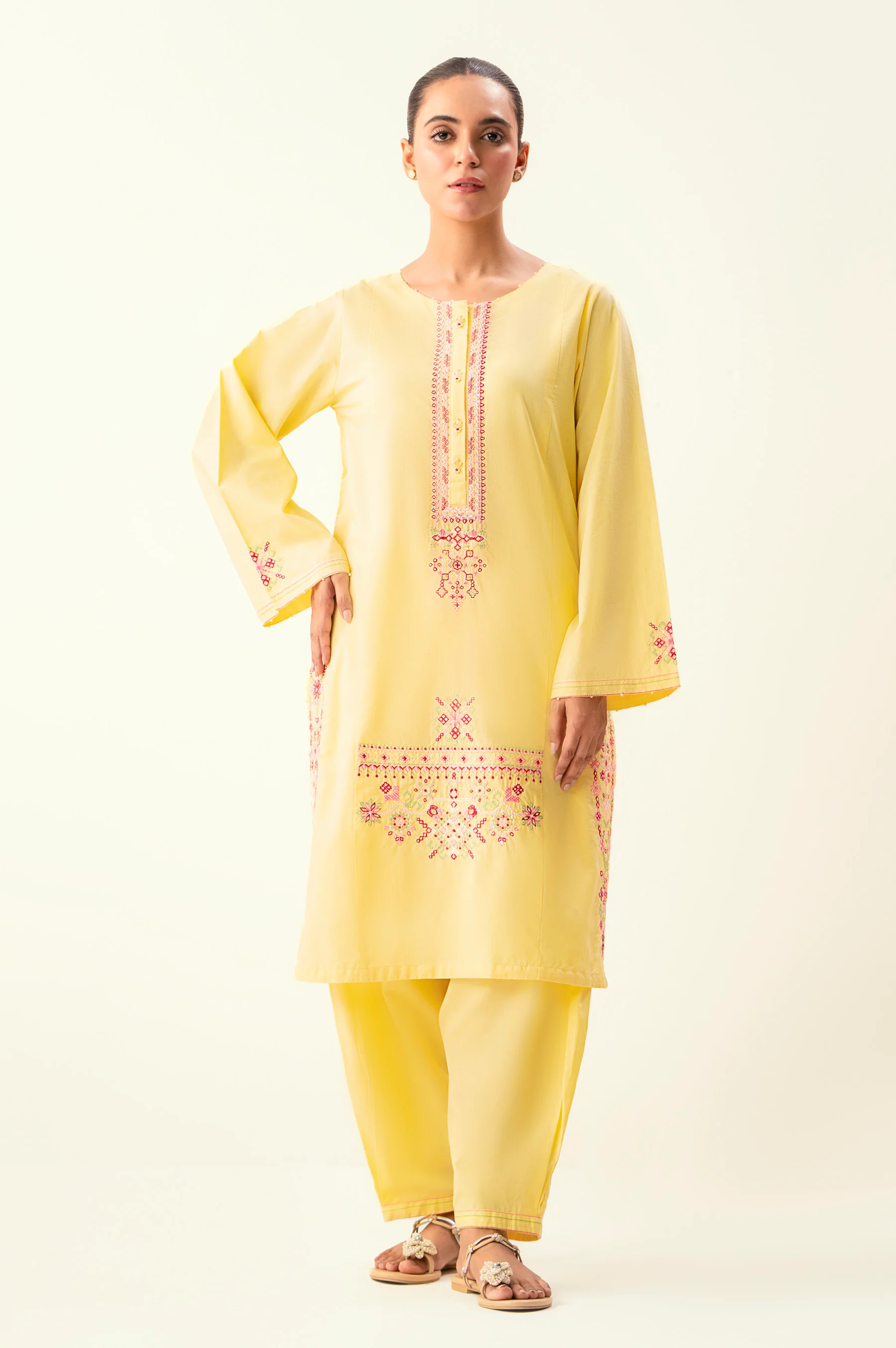 EMBROIDERED SUIT