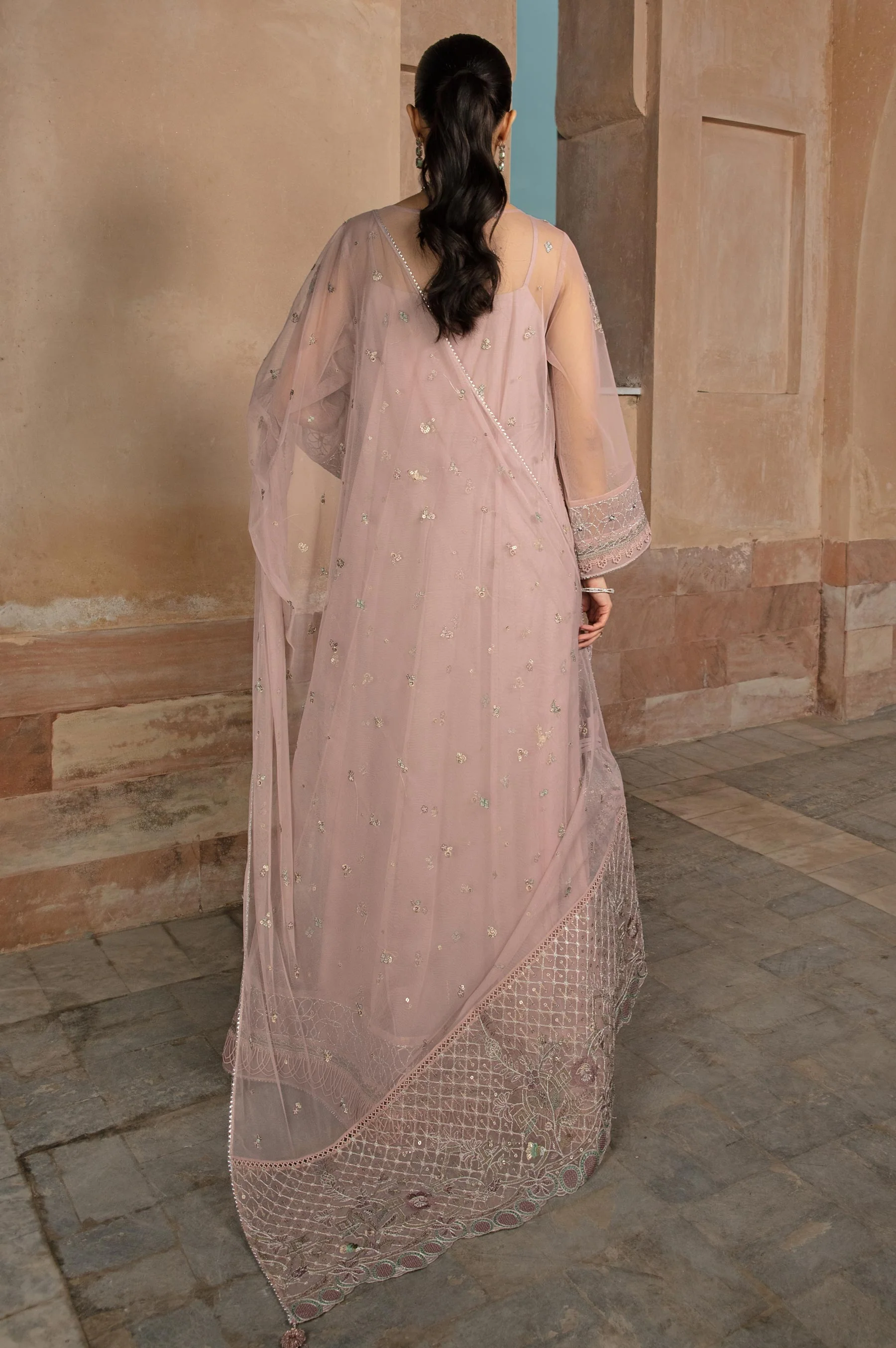 EMBROIDERED SUIT - Image 3