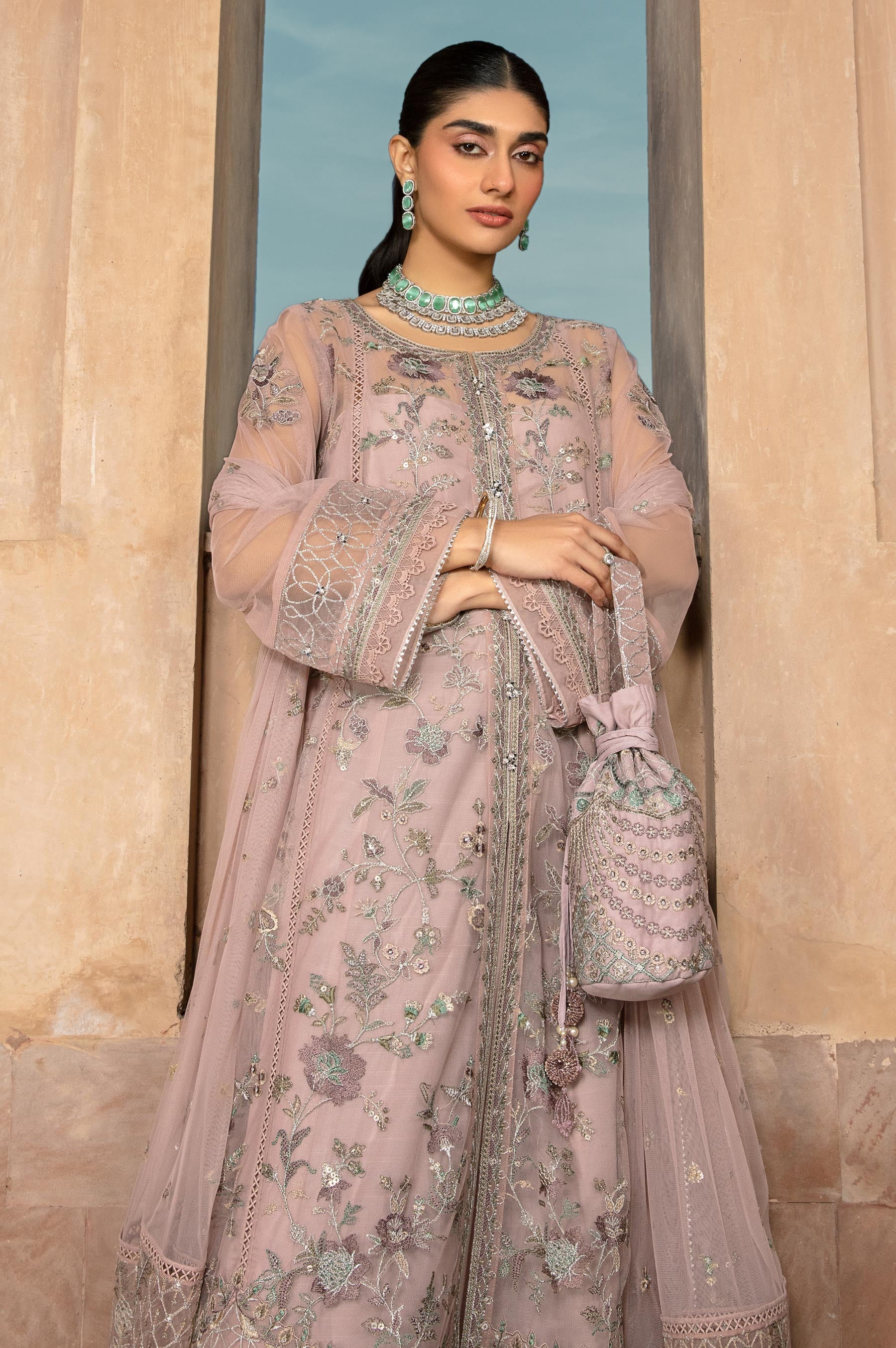 EMBROIDERED SUIT - Image 6