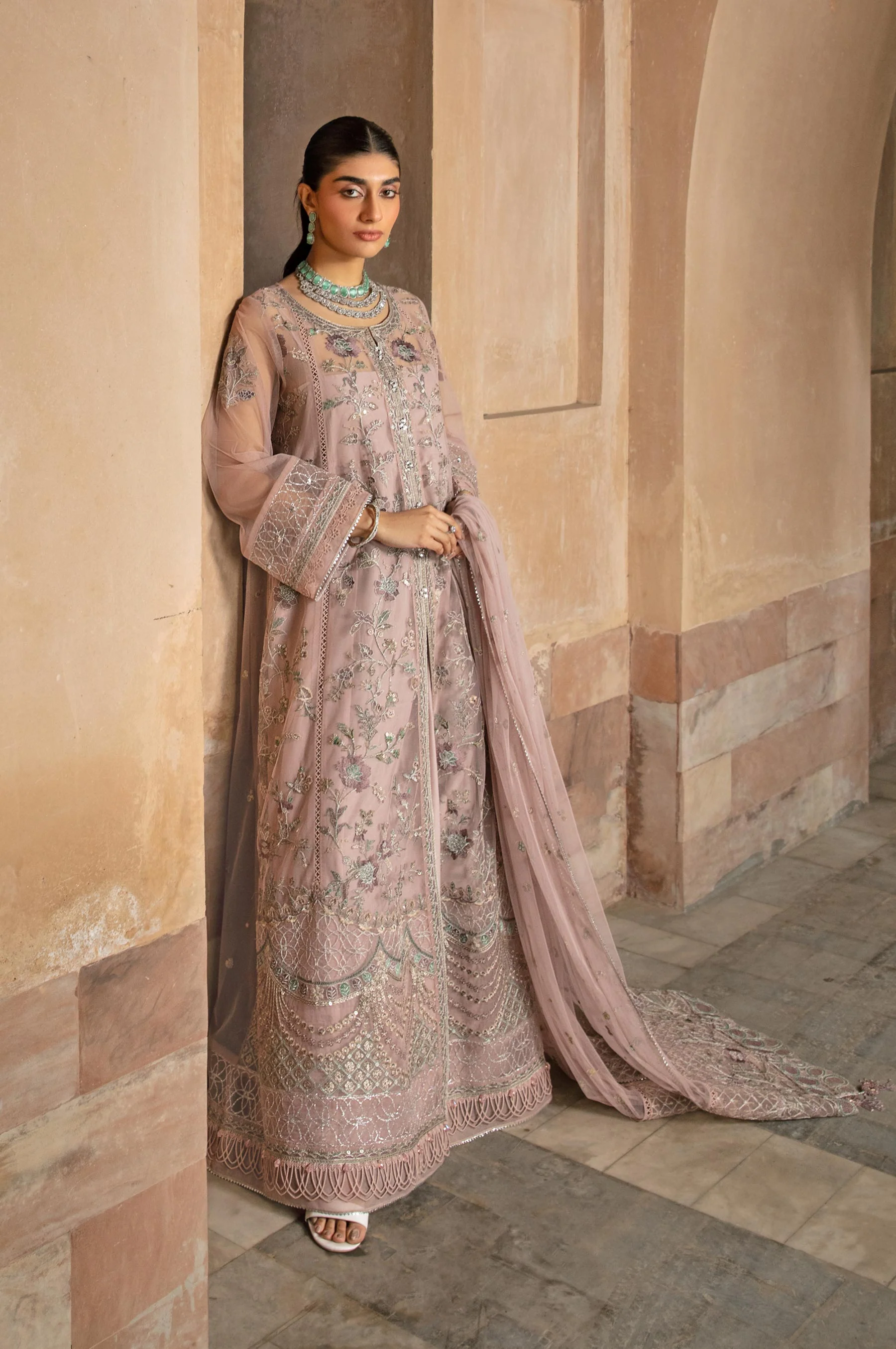EMBROIDERED SUIT - Image 7