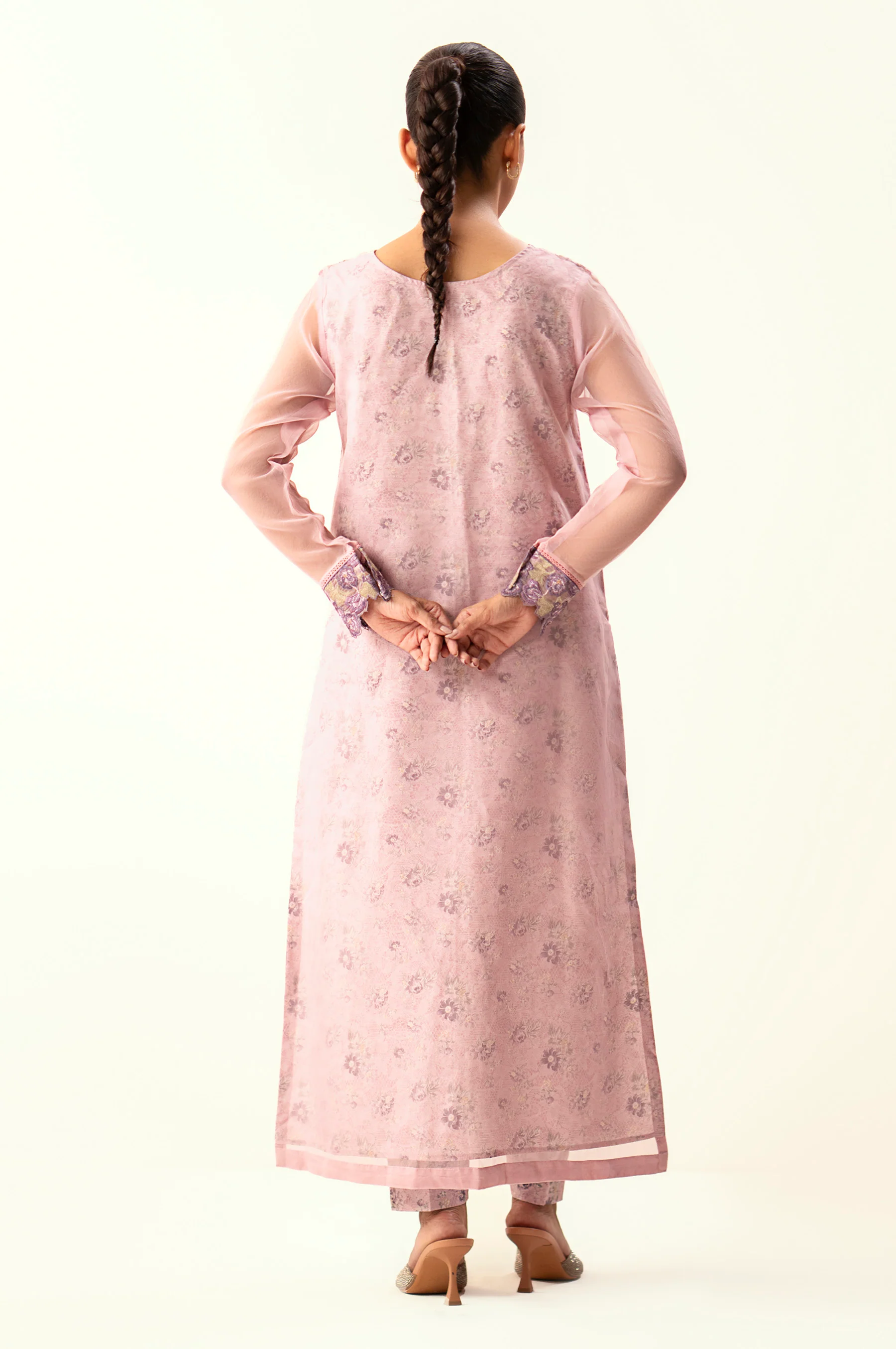 EMBROIDERED SUIT - Image 4