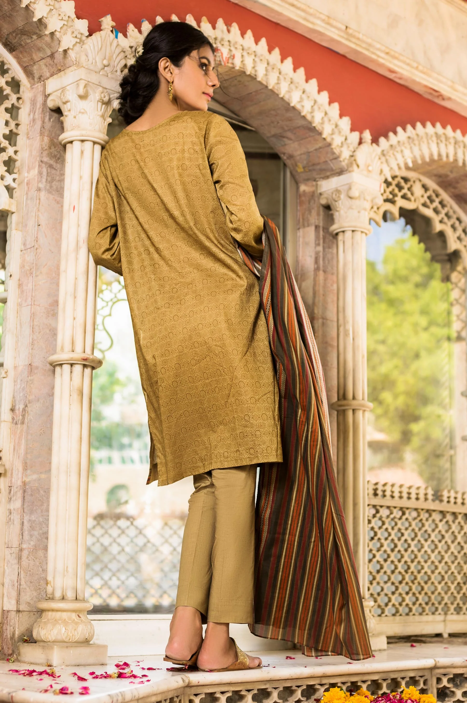Stitched 2 Piece Embroidered Printed Lawn Suit - Image 2