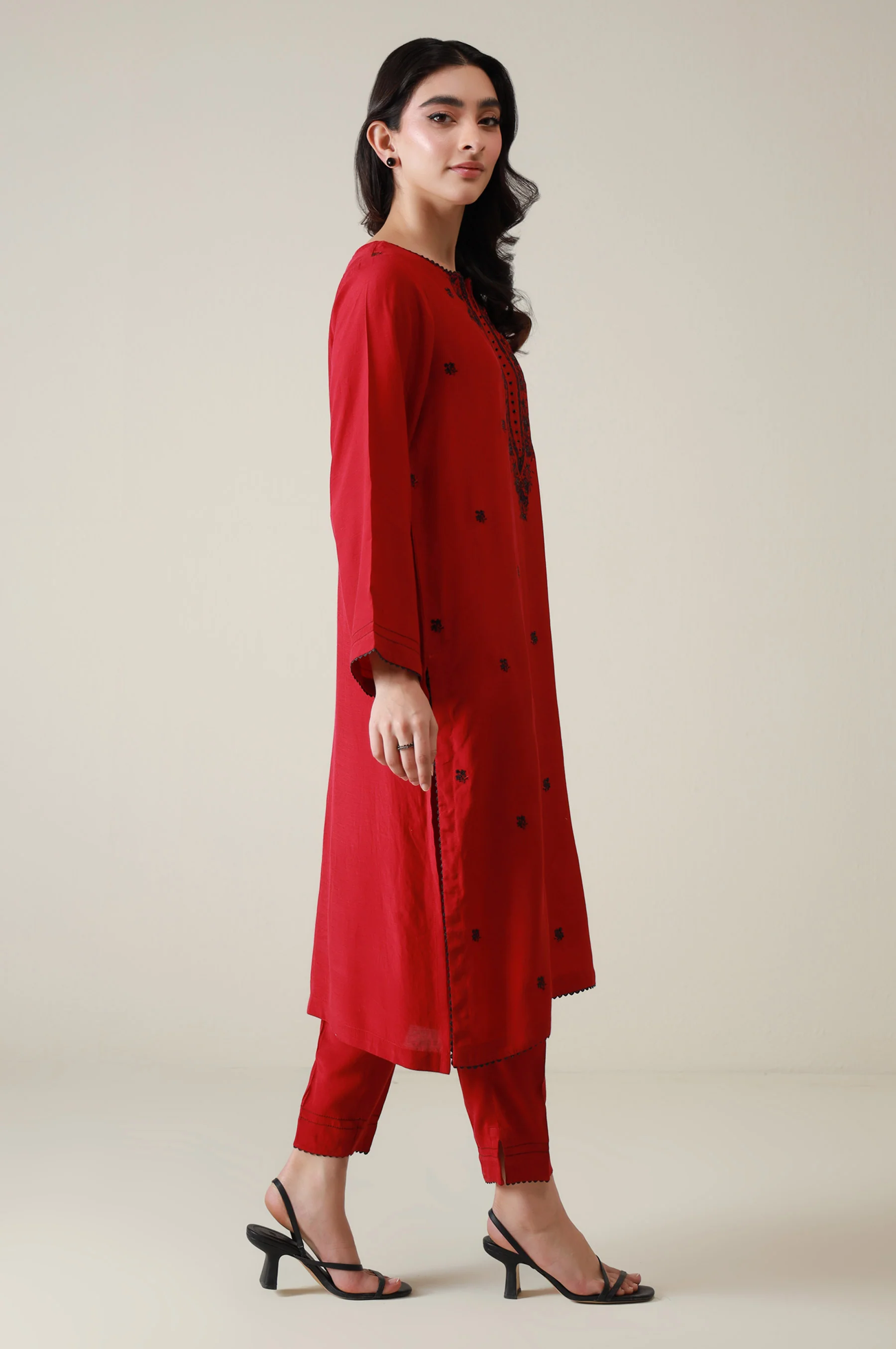 Stitched 2 Piece Embroidered Raw Silk Suit - Image 6