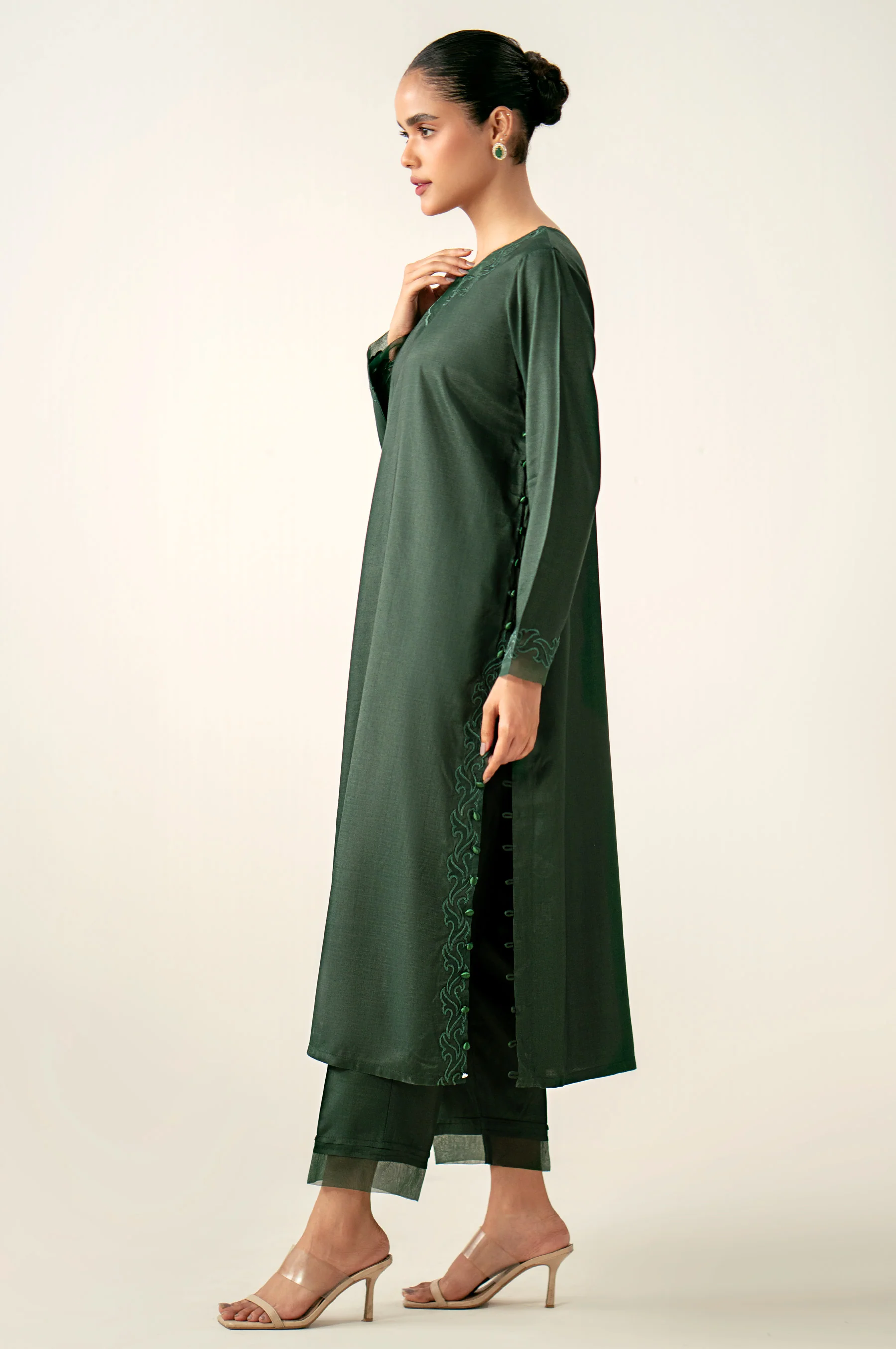 Stitched 2 Piece Embroidered Raw Silk Suit - Image 3