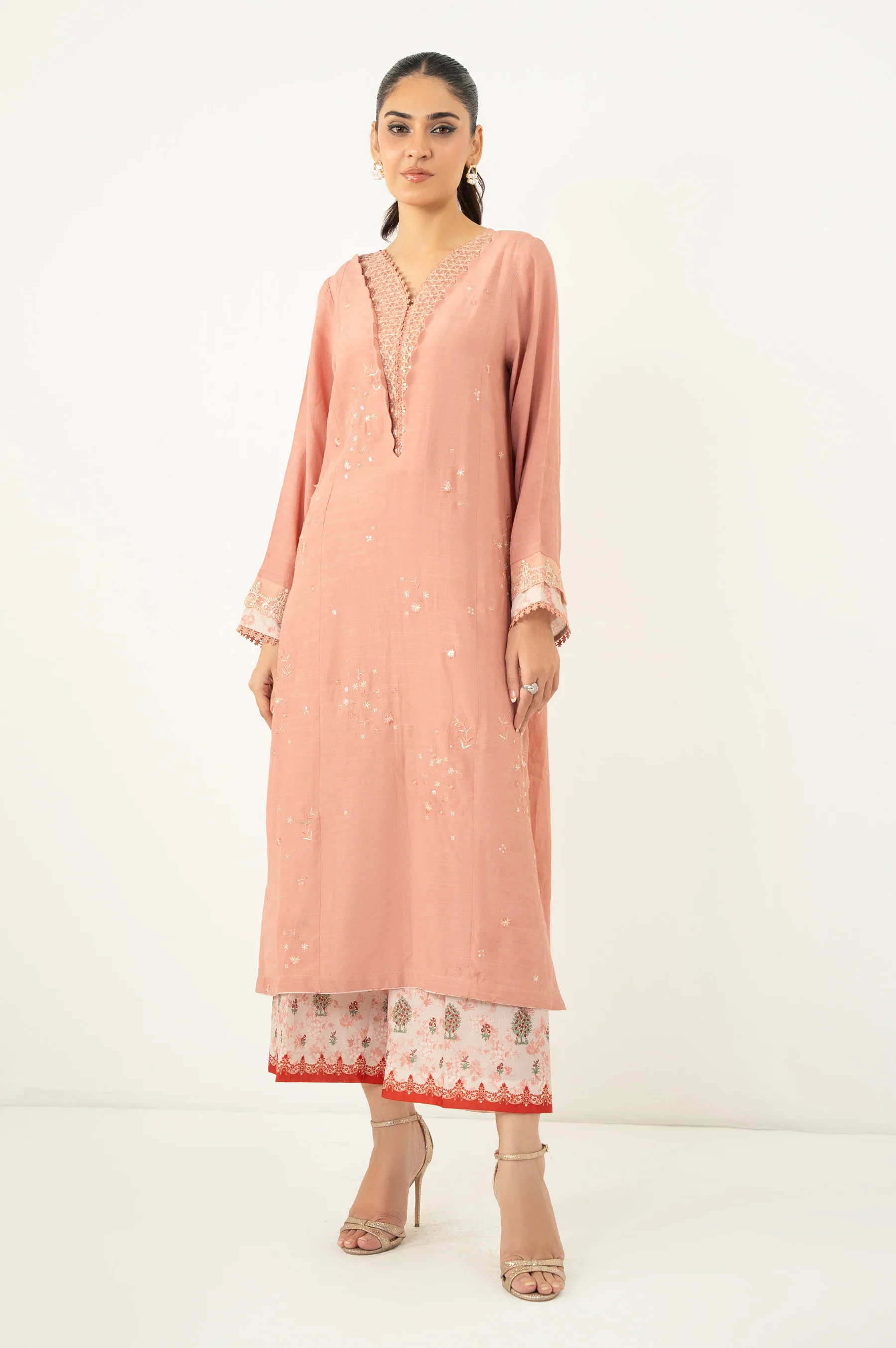 EMBROIDERED SUIT - Image 6